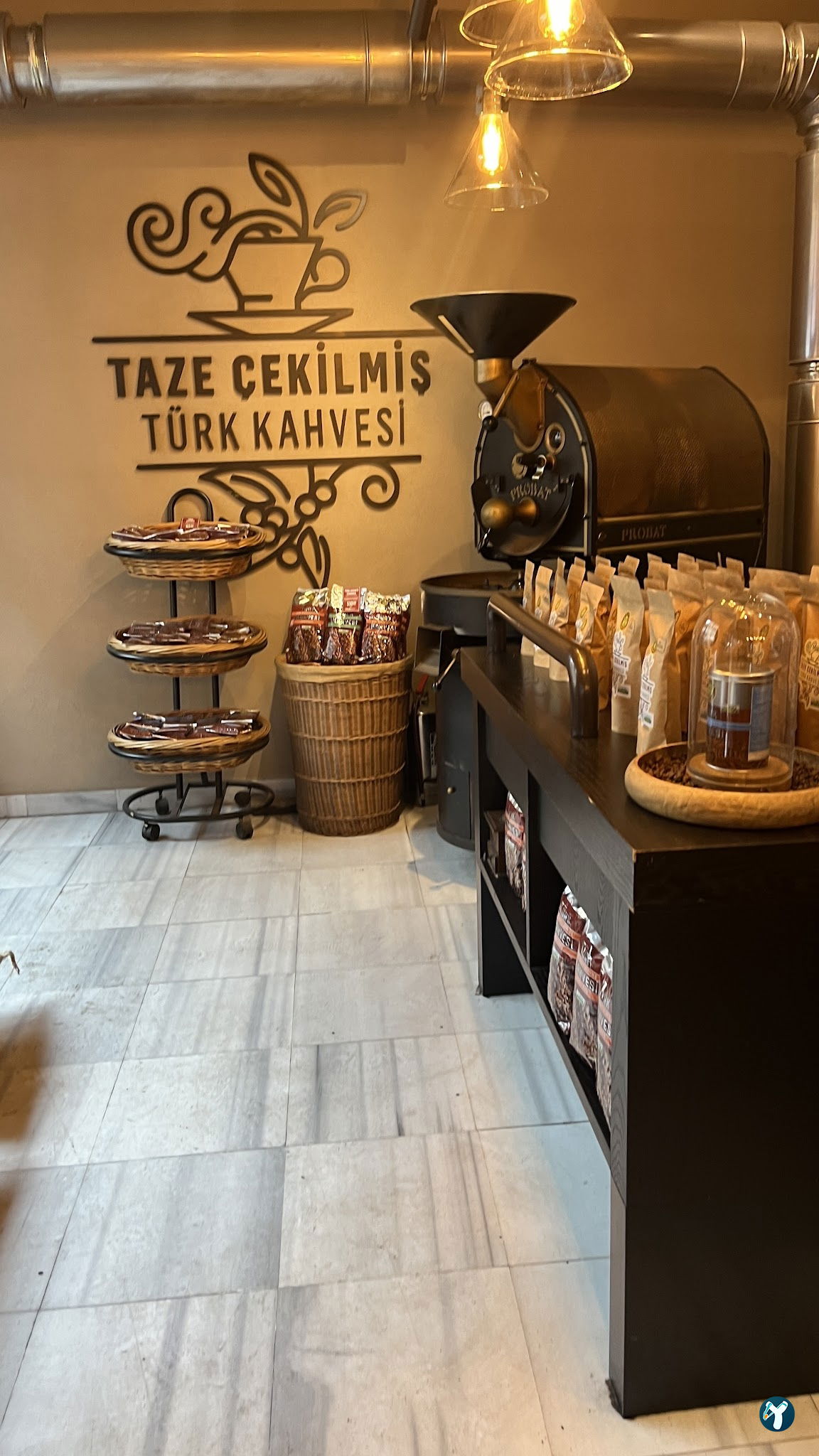 Kahve Dünyası - Kadıköy Çarşı