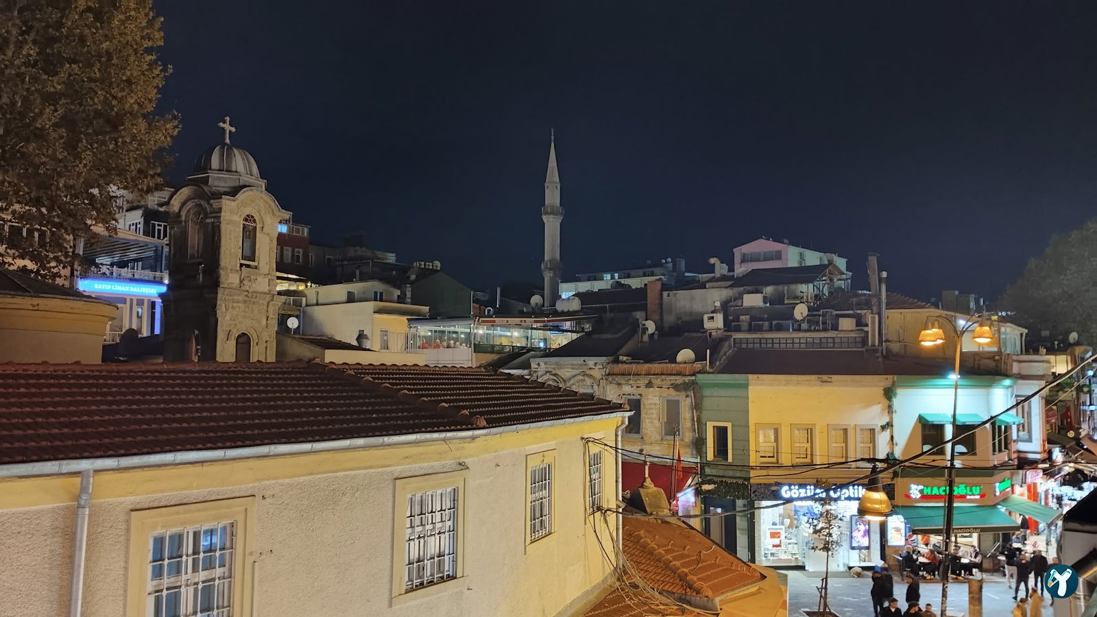 Kahve Dünyası - Kadıköy Çarşı