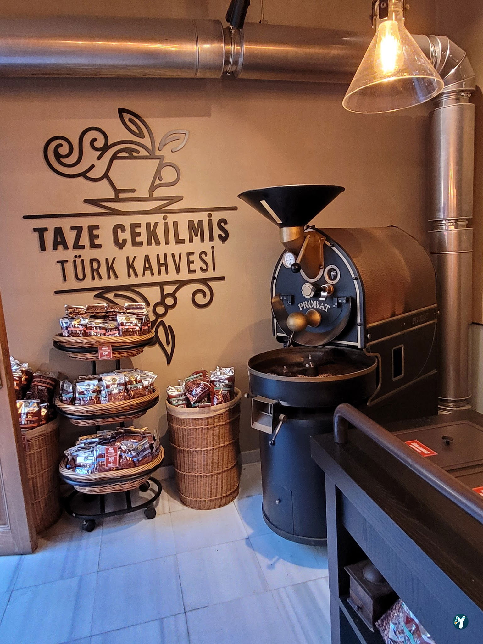 Kahve Dünyası - Kadıköy Çarşı