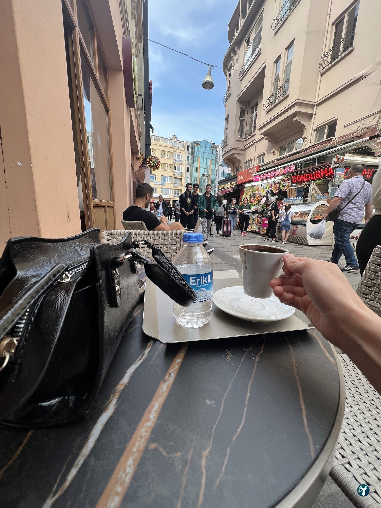 Kahve Dünyası - Kadıköy Çarşı