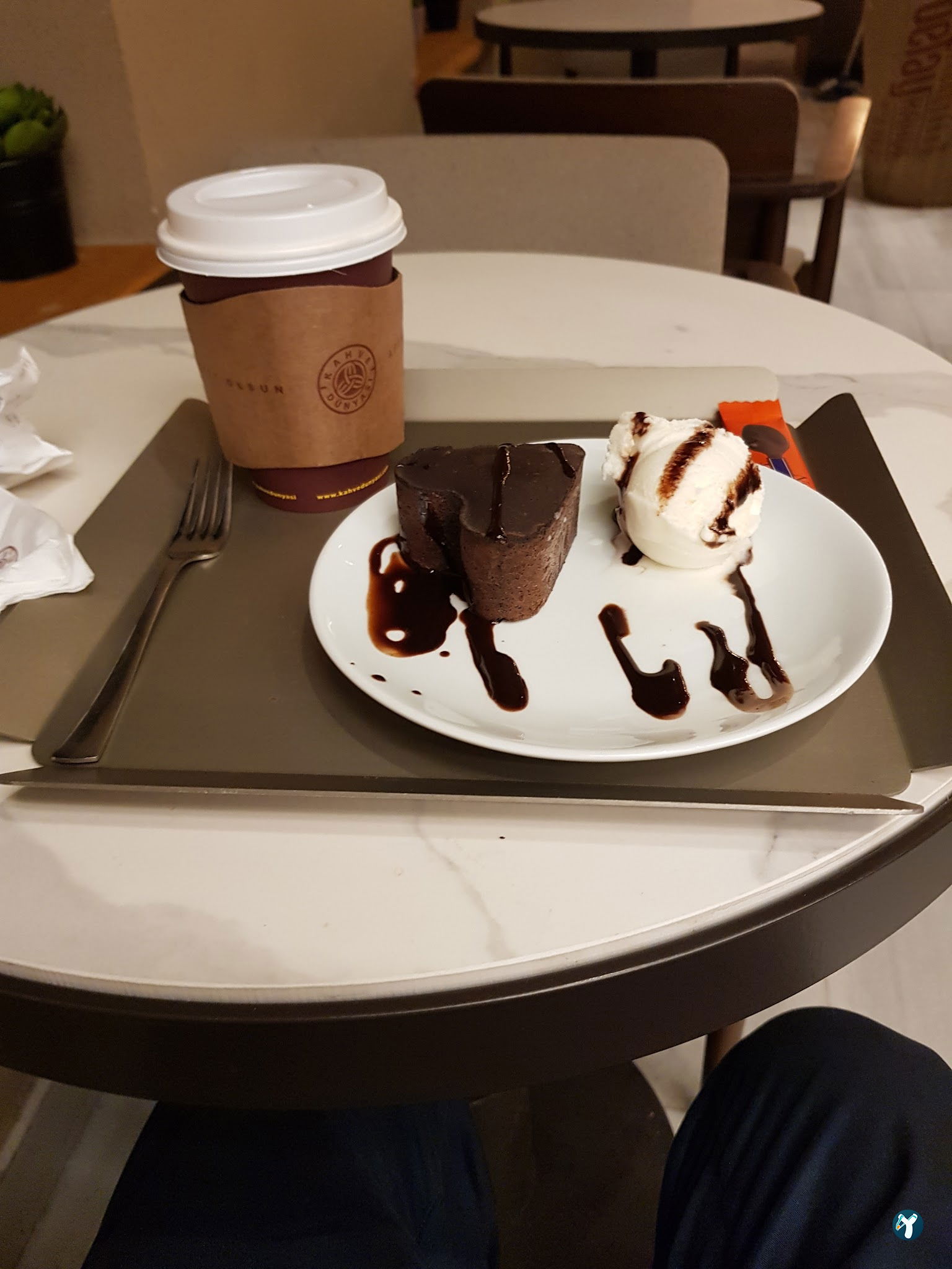 Kahve Dünyası - Kadıköy Çarşı