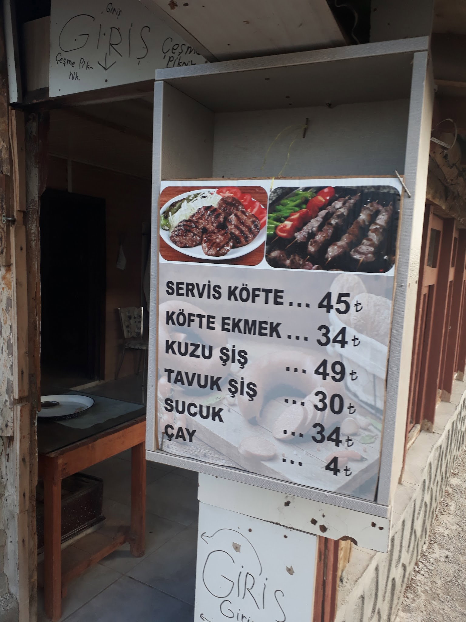 Ayaş Çeşme Piknik - Köfte, Şiş, Közde Çay