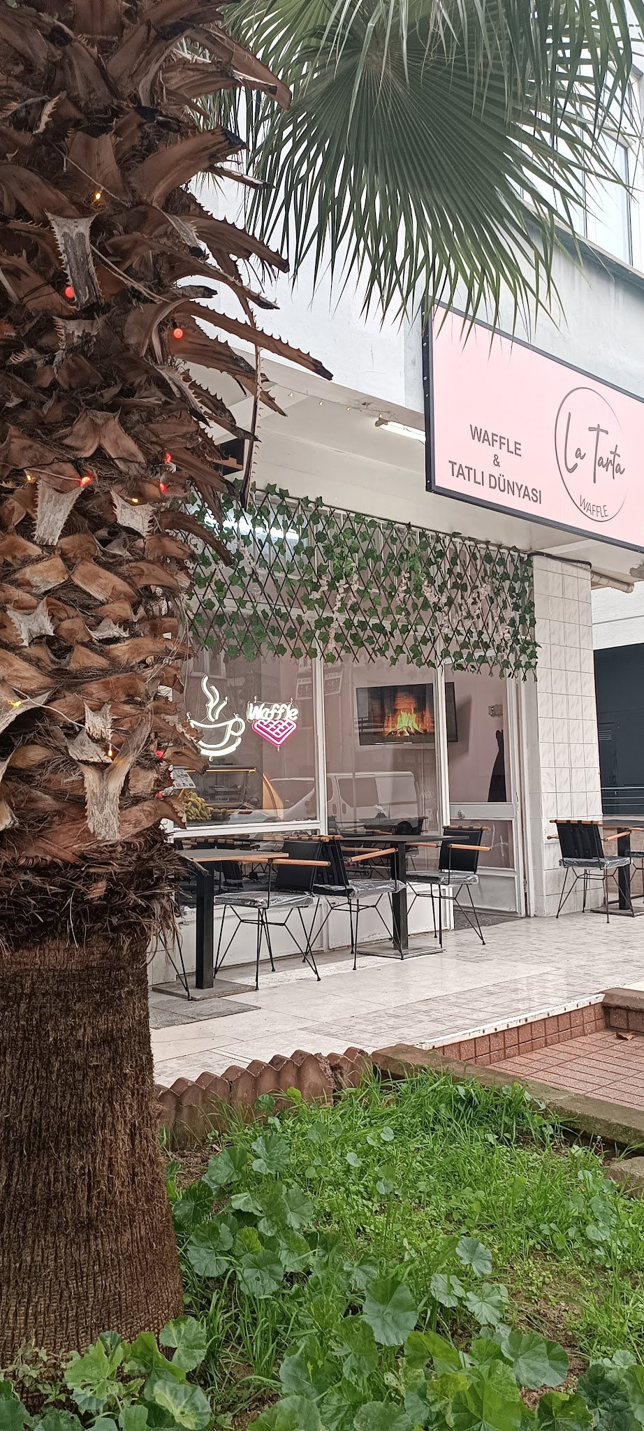 La Tarta Waffle Ve Tatli Dünyasi Maltepe