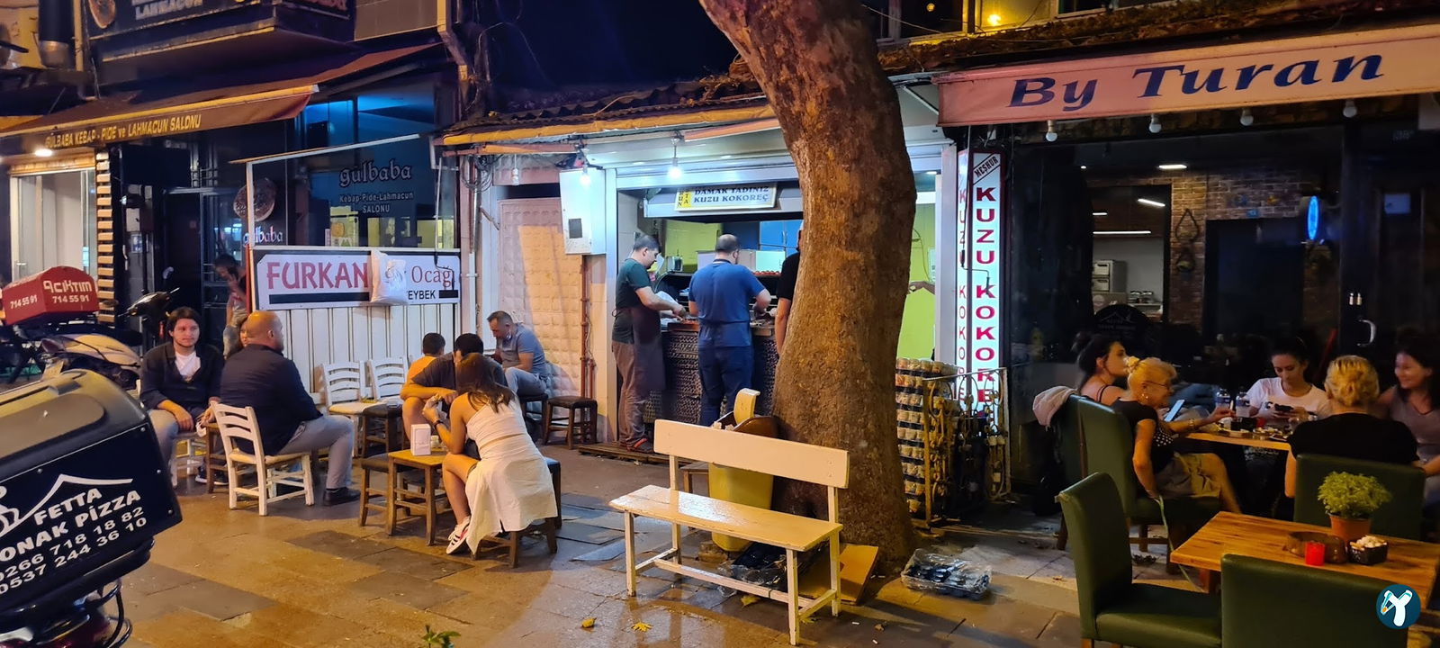 Hacının Yeri Çınar Altı Kokoreççisi