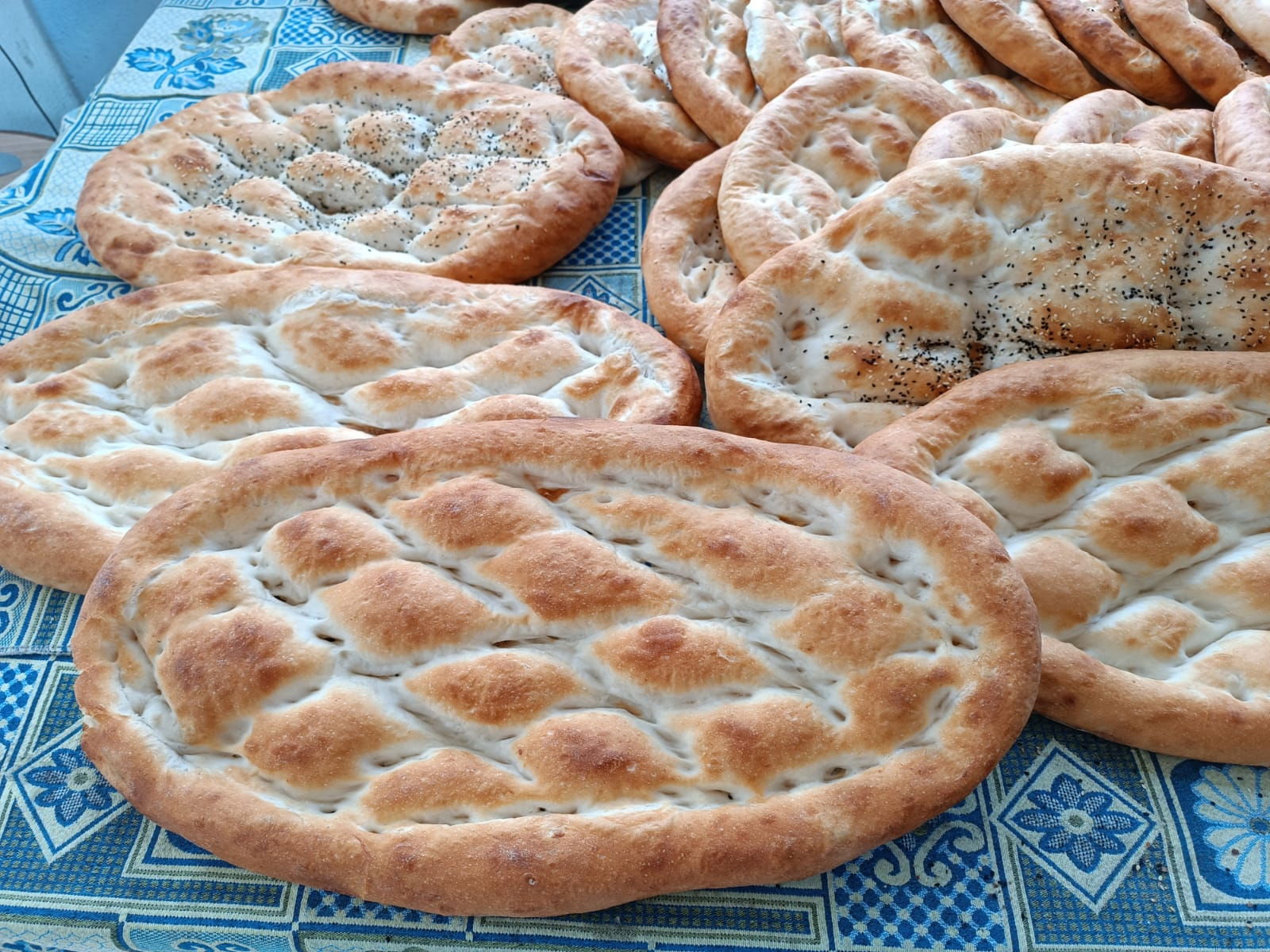 Guler Ekmek Dunyasi̇