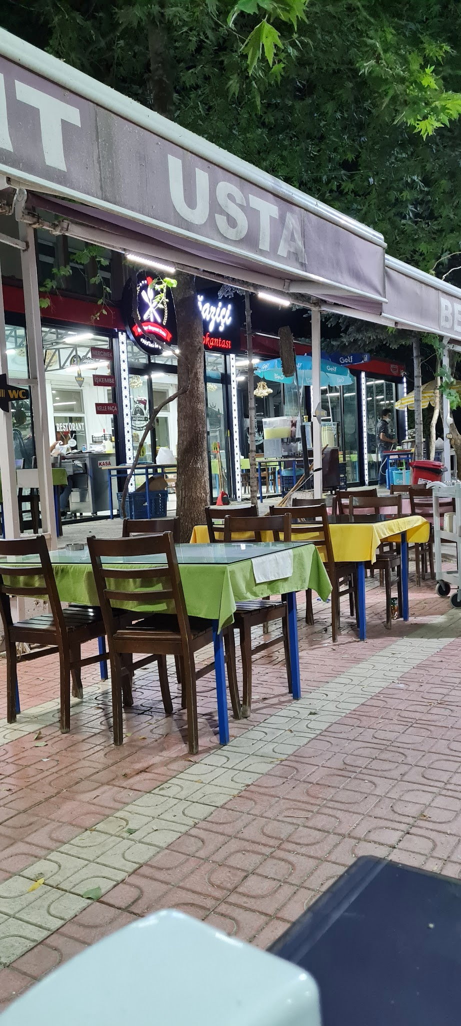 Boğaziçi Kır Lokantası Meşhur Beyazıt Usta