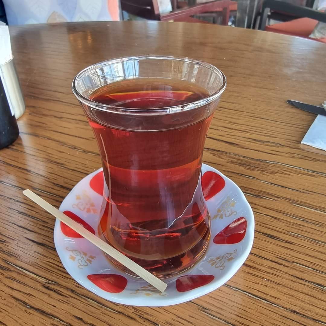 Happily Cafe & Bistro