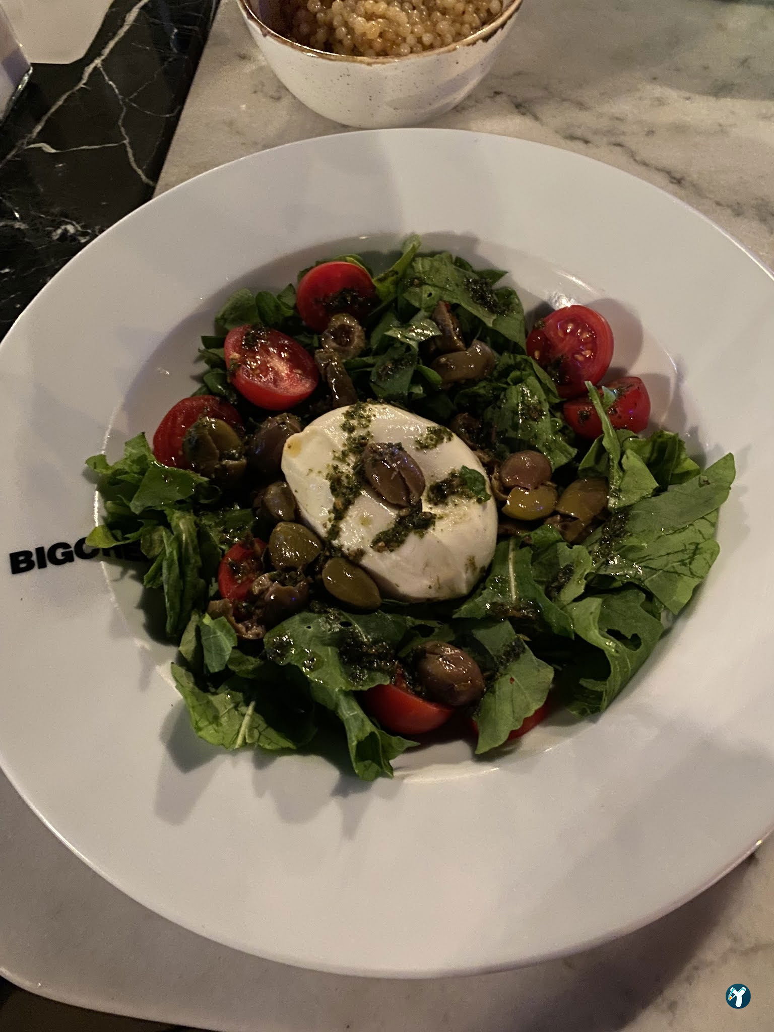 Happily Cafe & Bistro