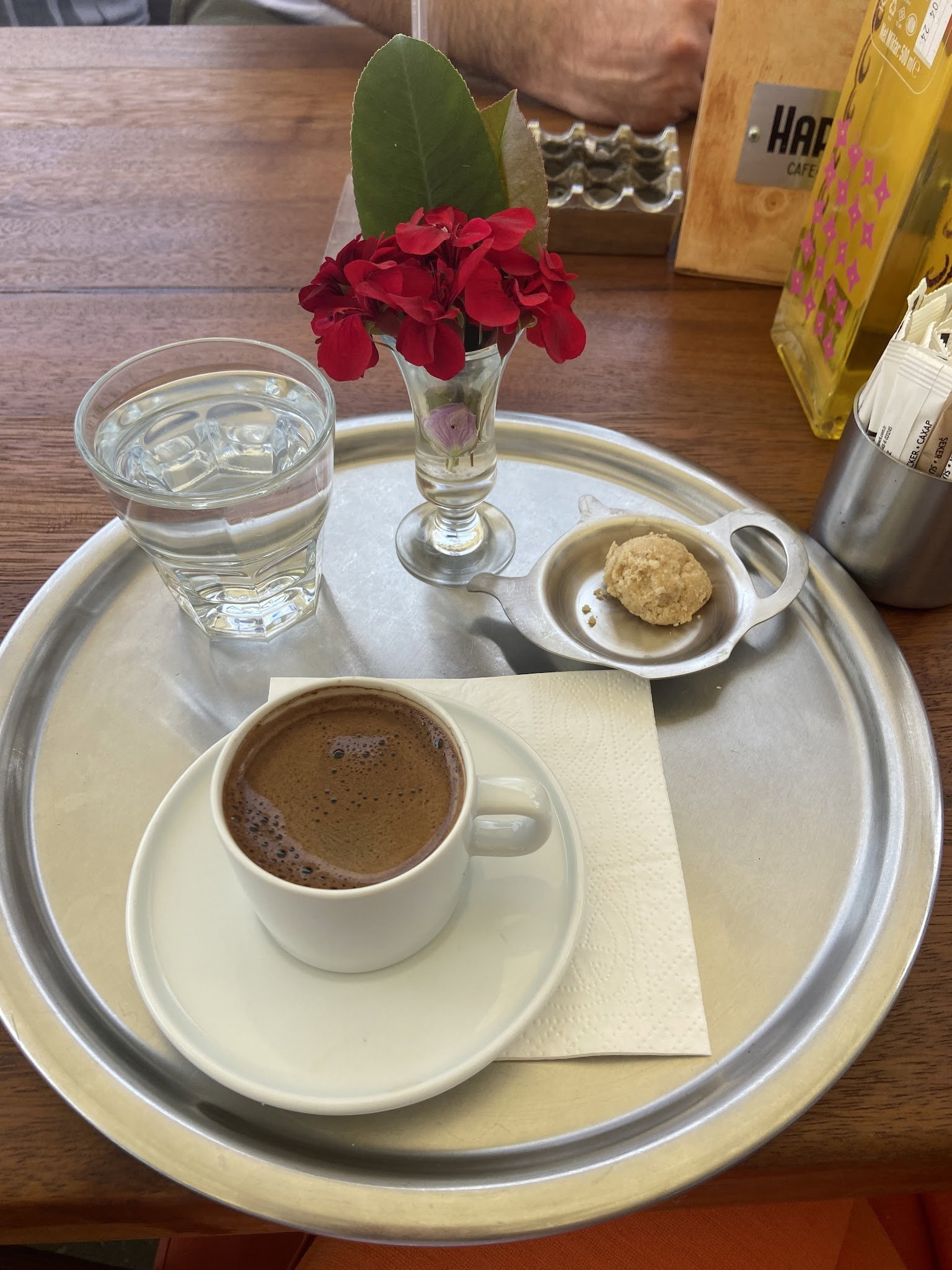 Happily Cafe & Bistro