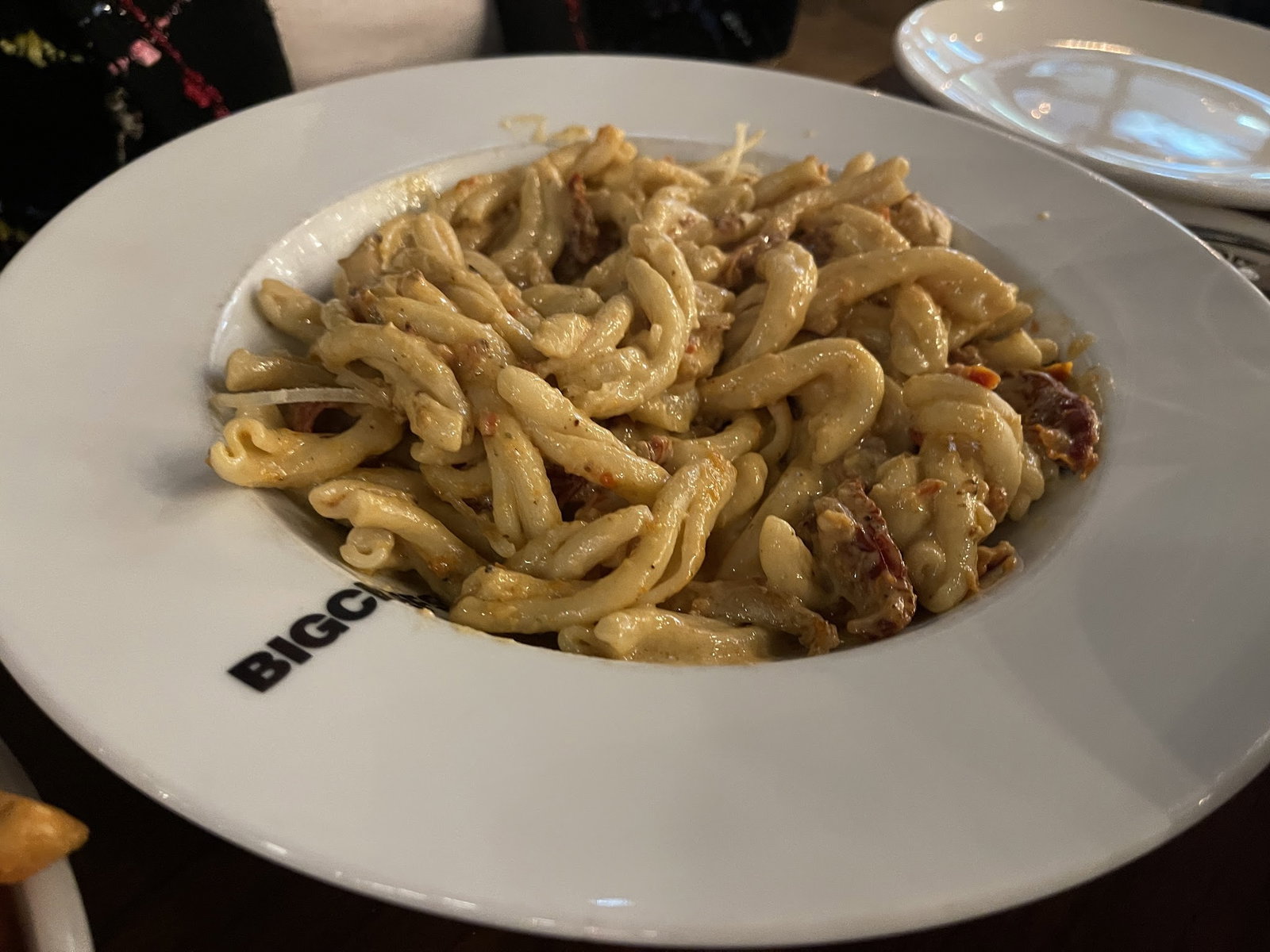 Happily Cafe & Bistro