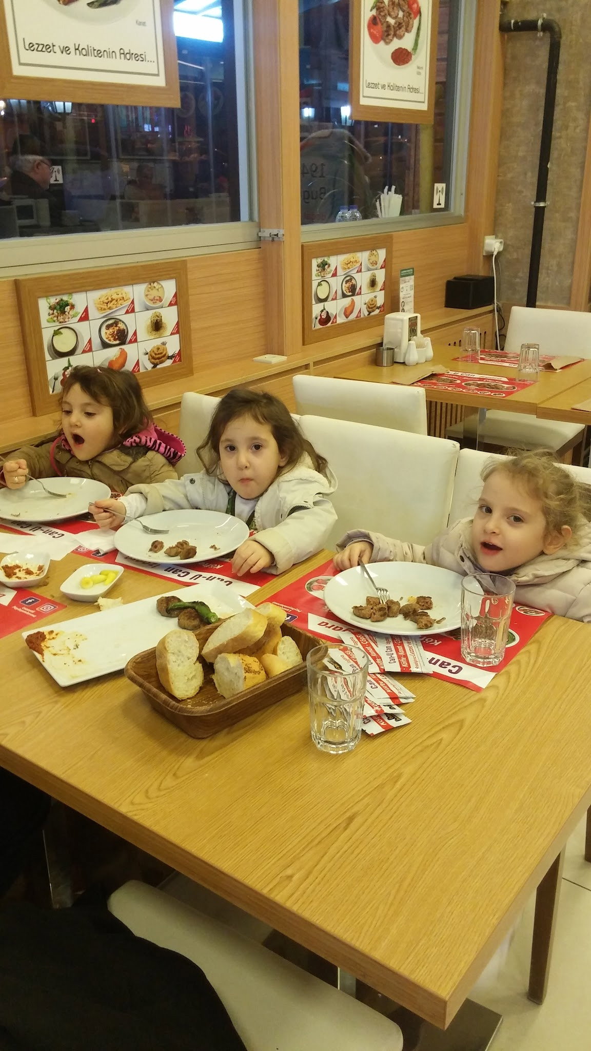 Can-U Can Köfte Ve Kanat