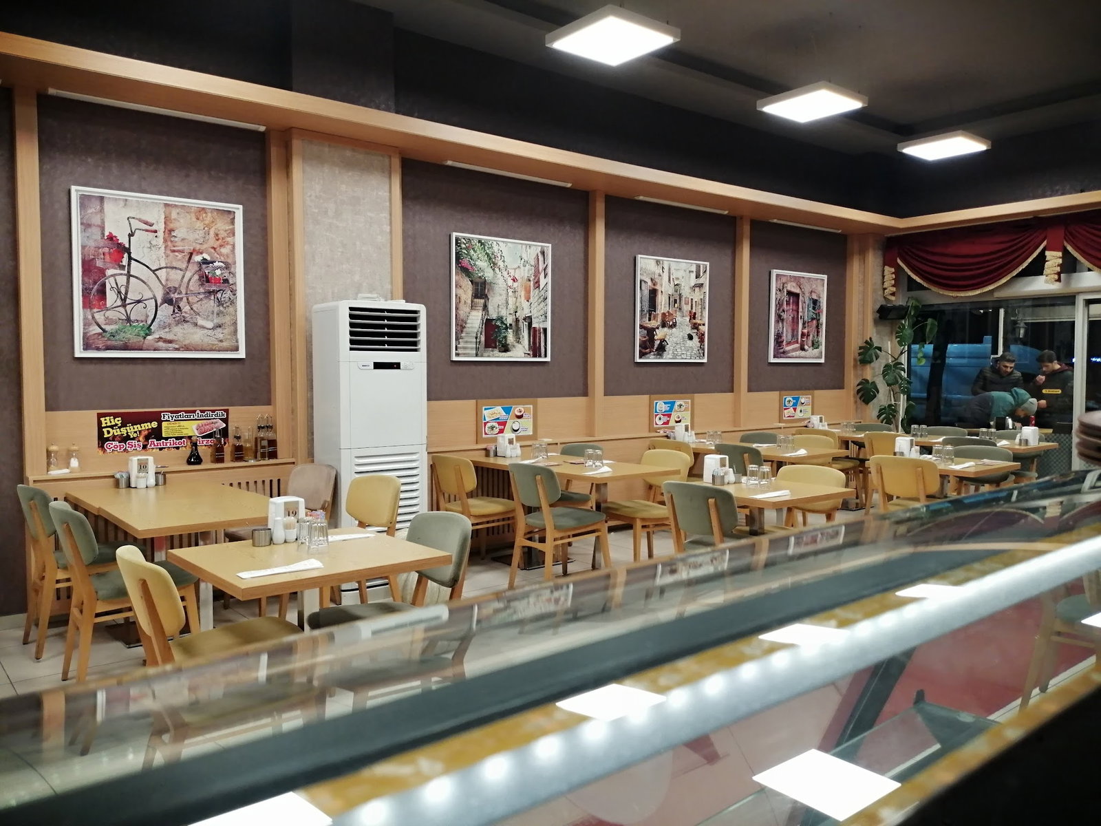 Can-U Can Köfte Ve Kanat