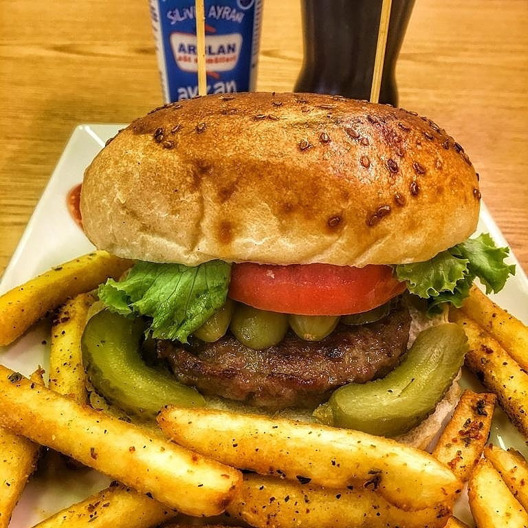 Can-U Can Köfte Ve Kanat