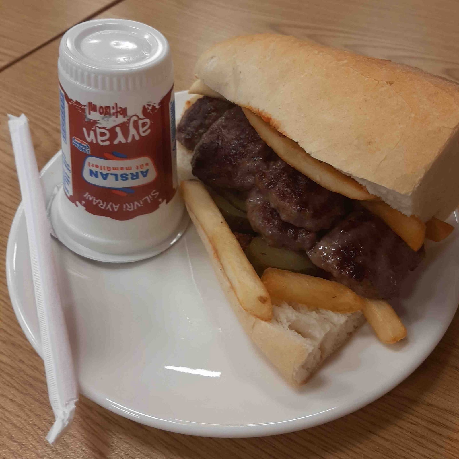 Can-U Can Köfte Ve Kanat