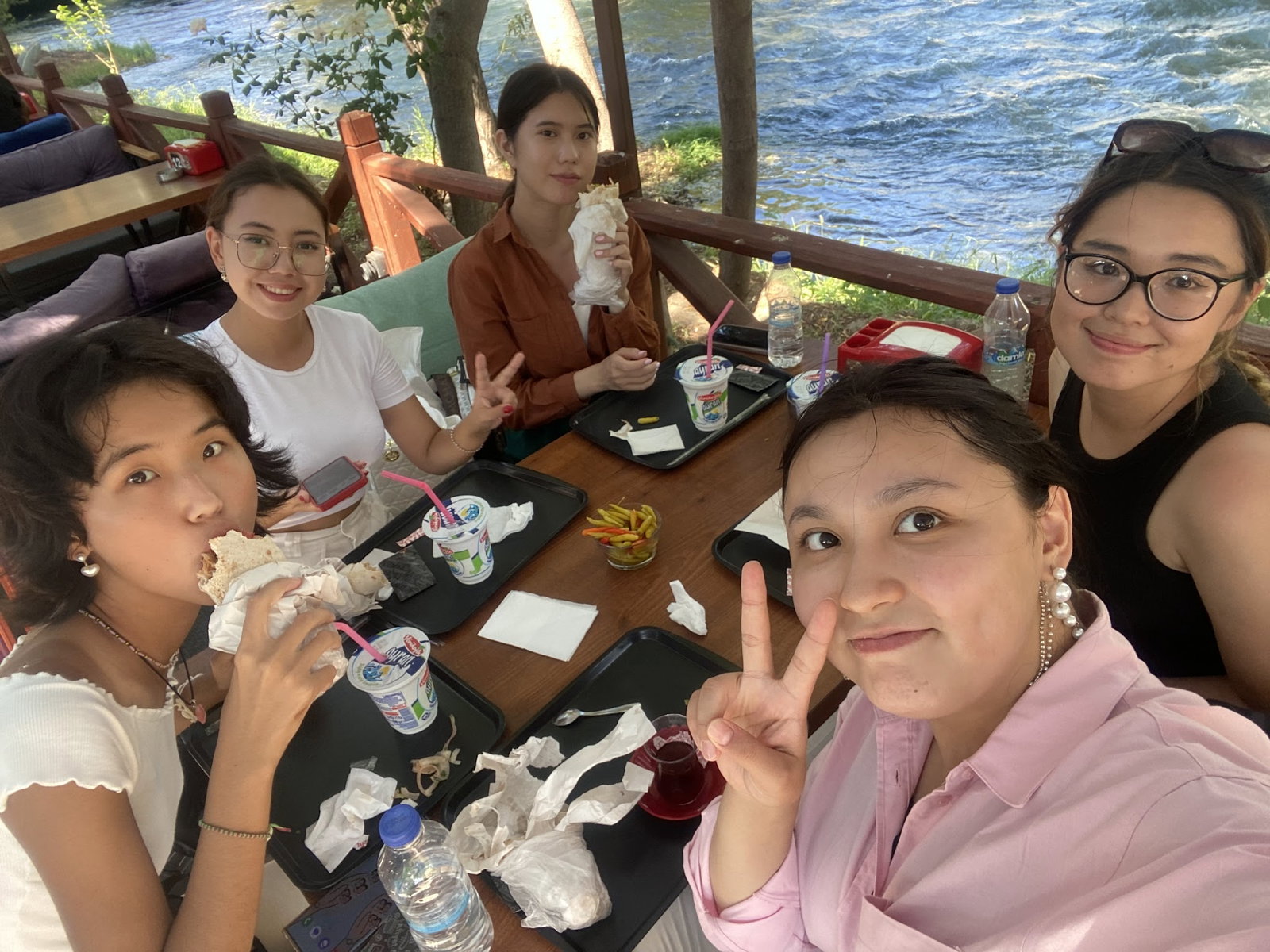 Şelale Cafe & Grill