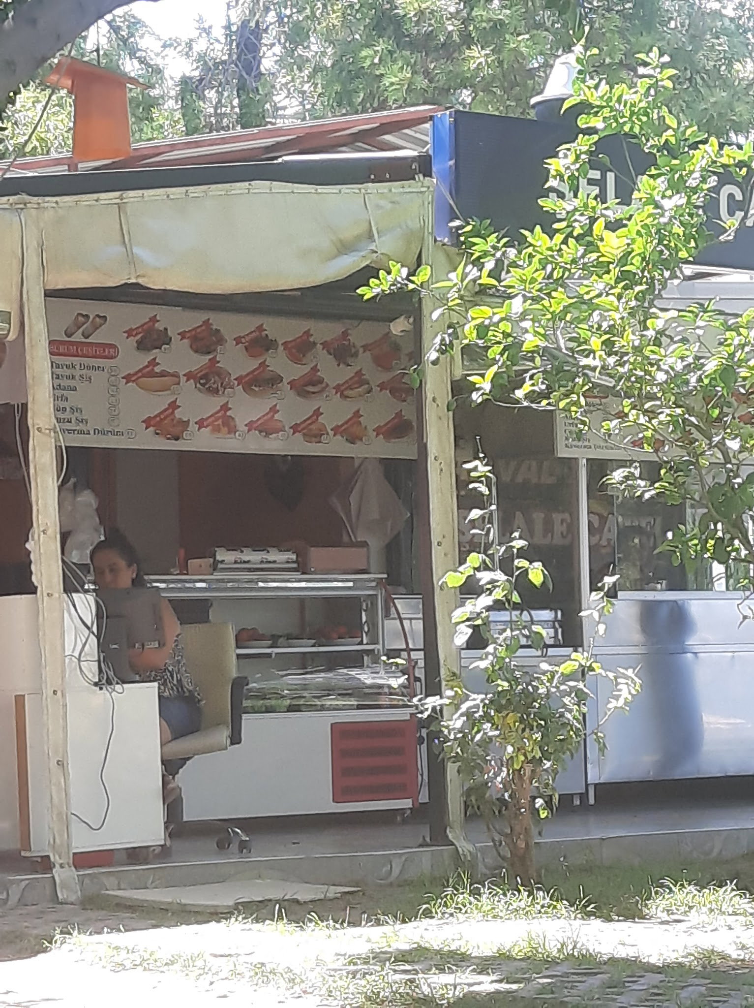 Şelale Cafe & Grill