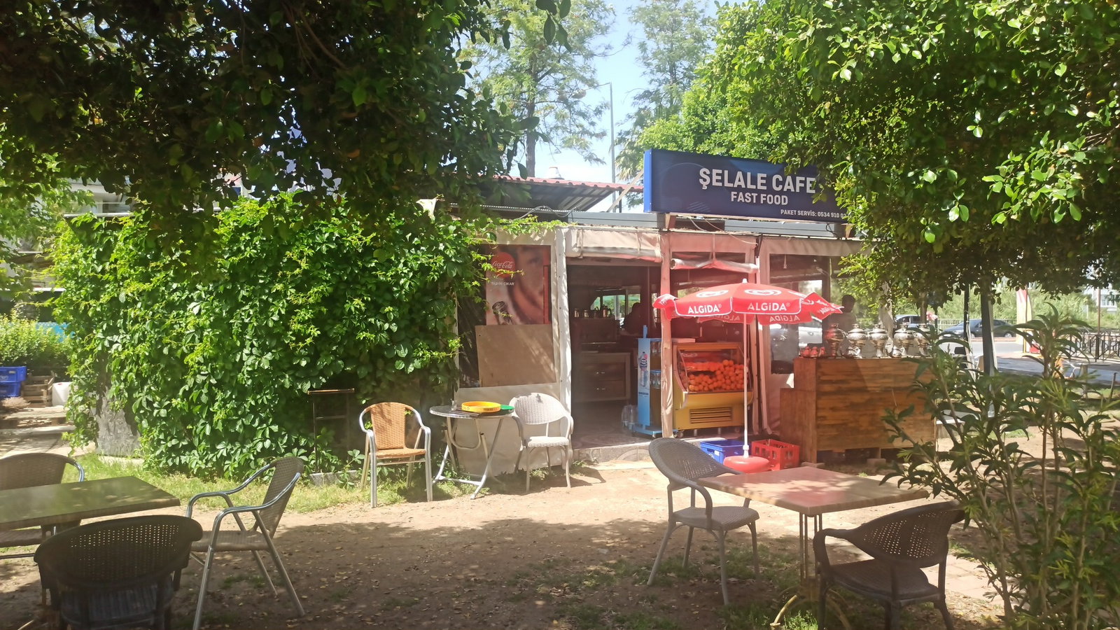 Şelale Cafe & Grill