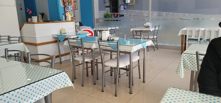 Teyzoş Mantı & Çiğ Börek resimleri