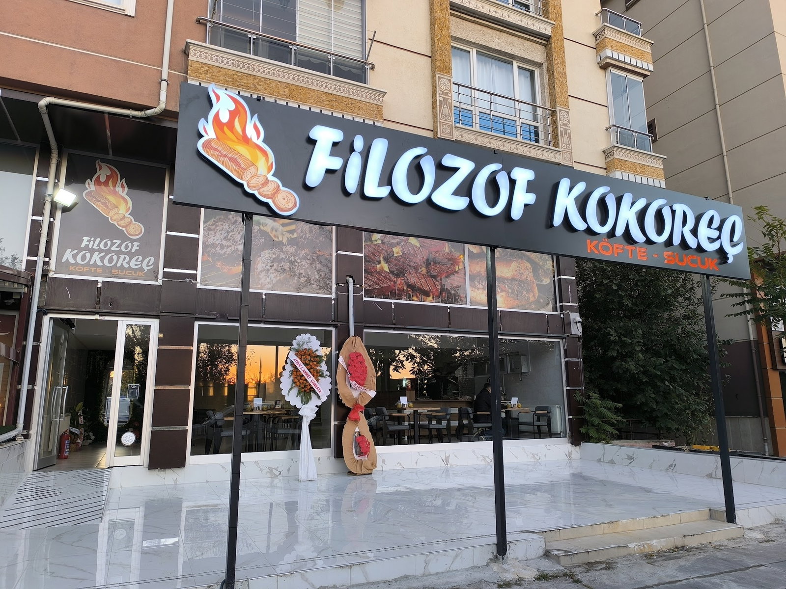 Filozof Kokoreç Köfte