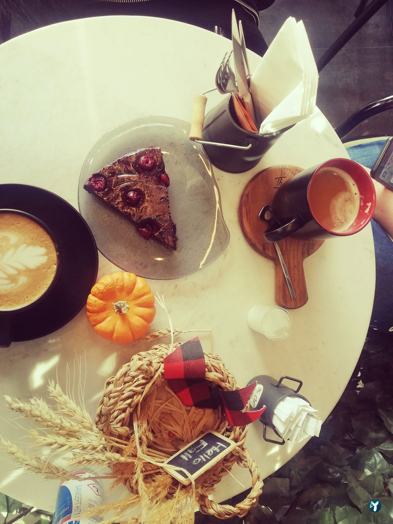 The Cups Coffee House