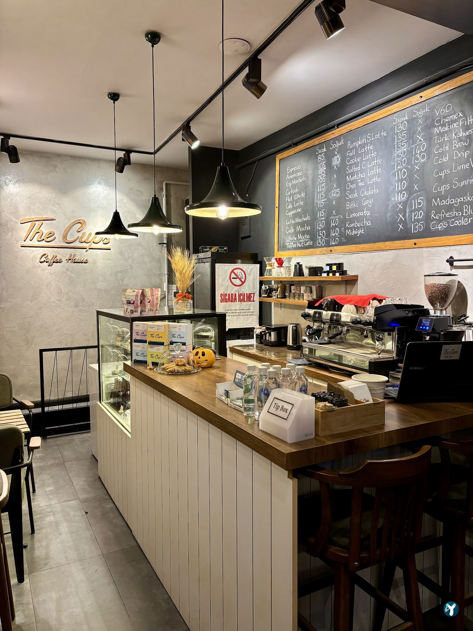 The Cups Coffee House