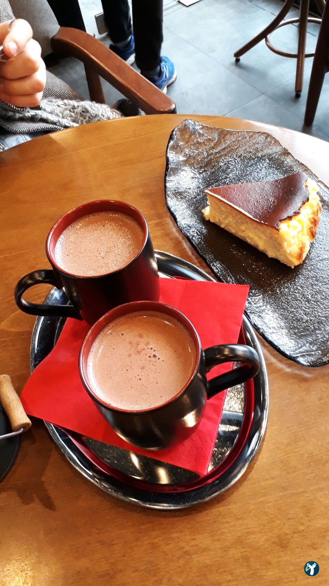 The Cups Coffee House