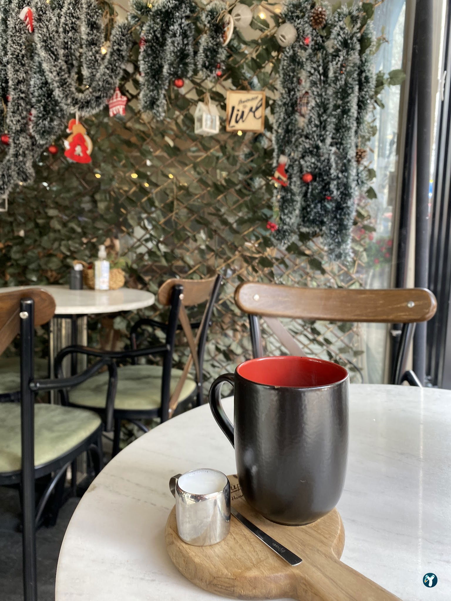 The Cups Coffee House