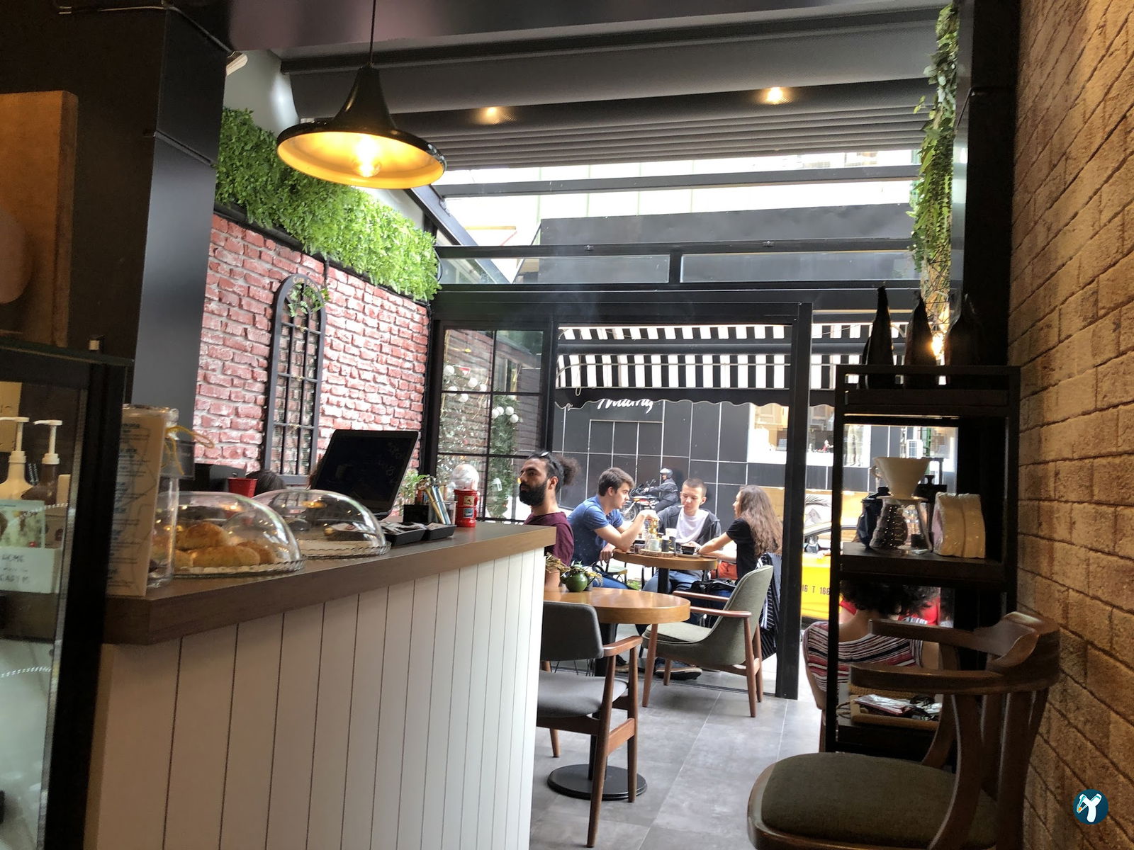 The Cups Coffee House