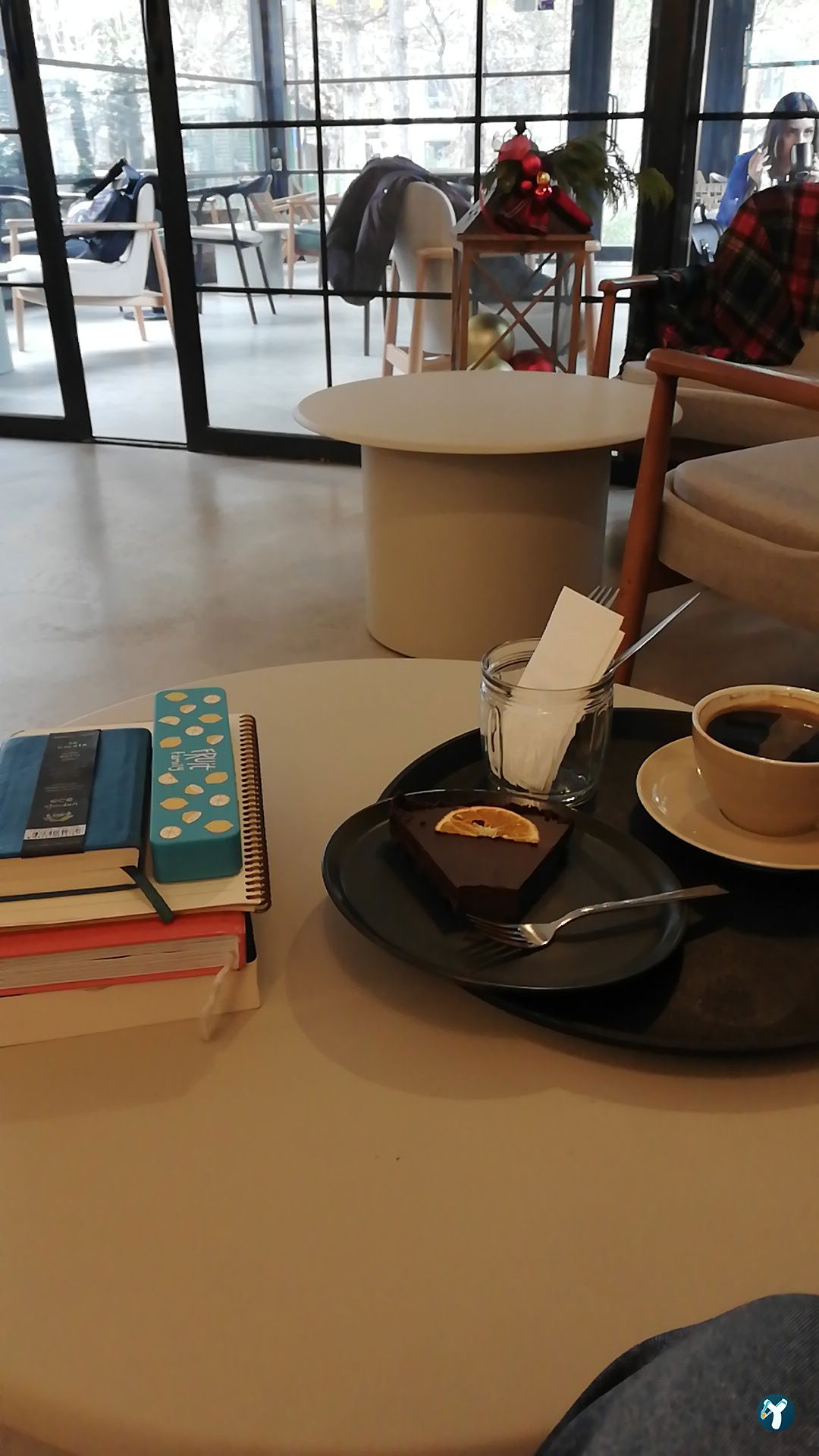 The Cups Coffee House
