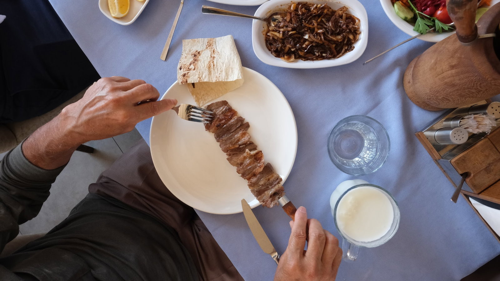 Koç Cağ Kebap Ankara Mustafa Kemal- Cağ Kebabı Ankara