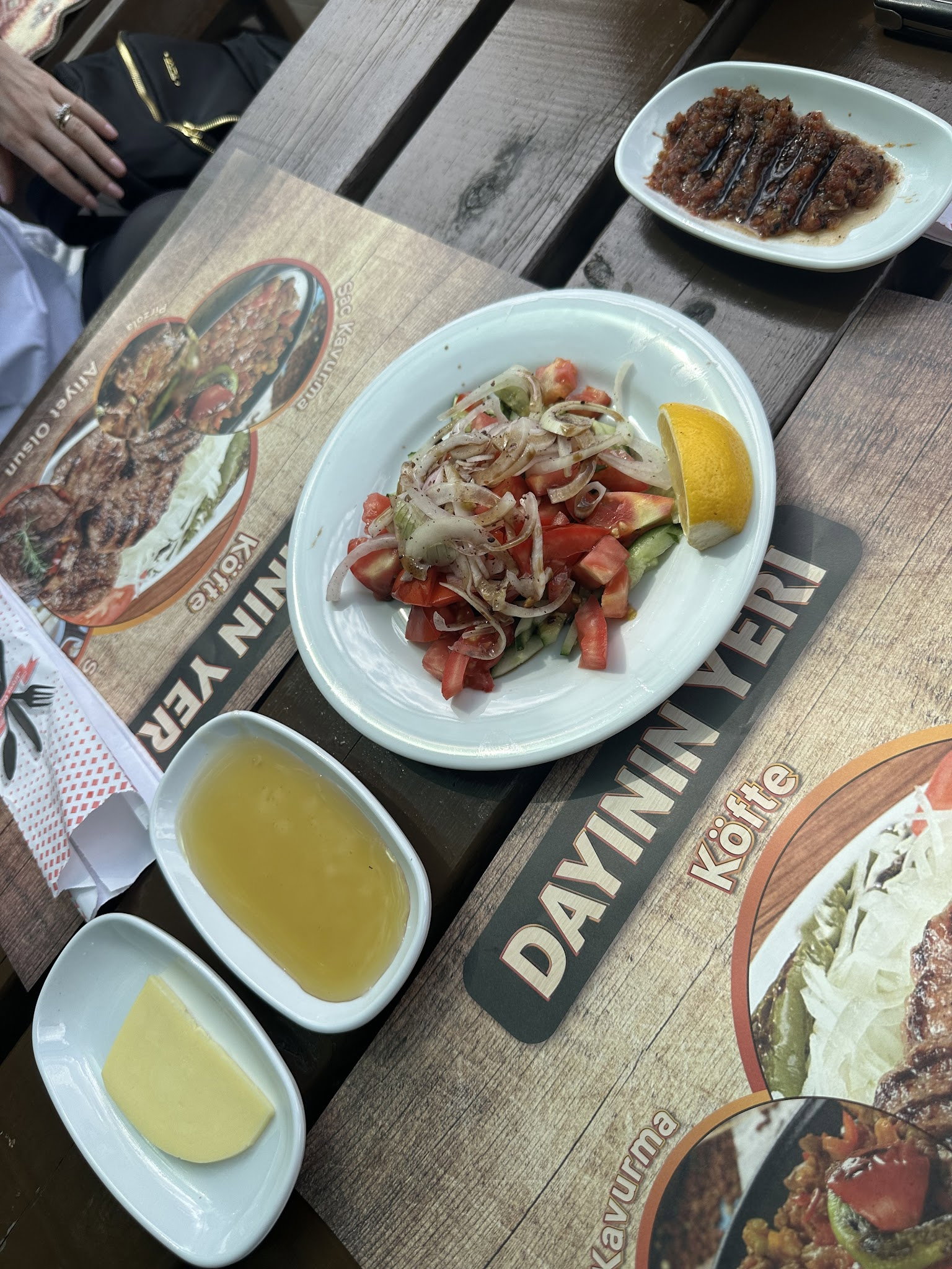 Dayinin Yeri Izgara Evi