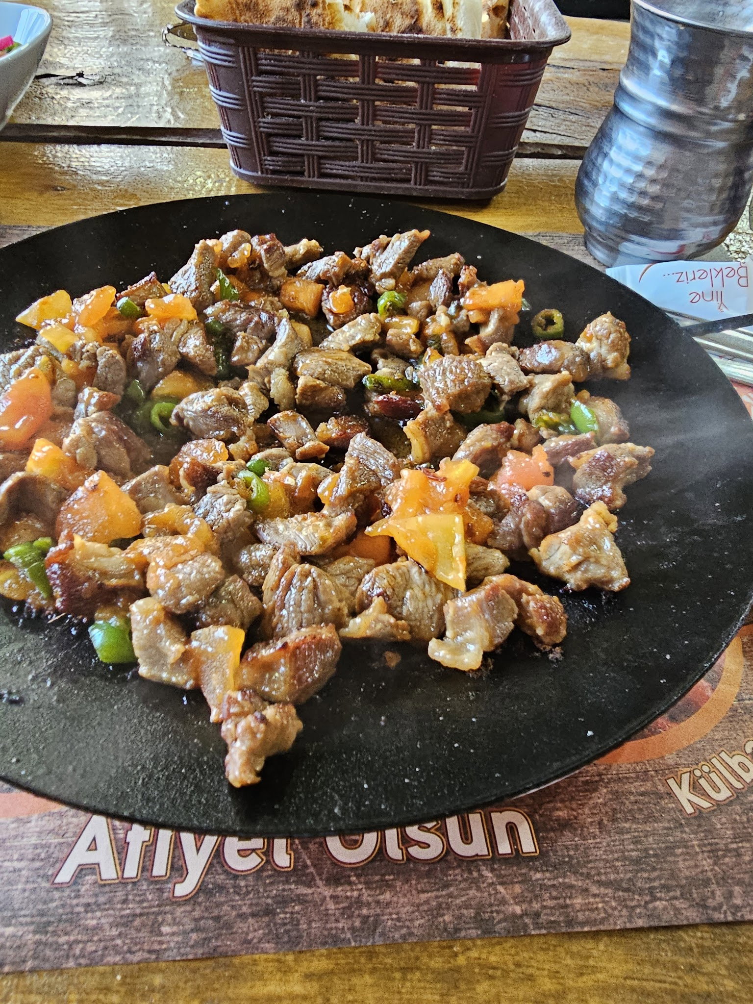 Dayinin Yeri Izgara Evi