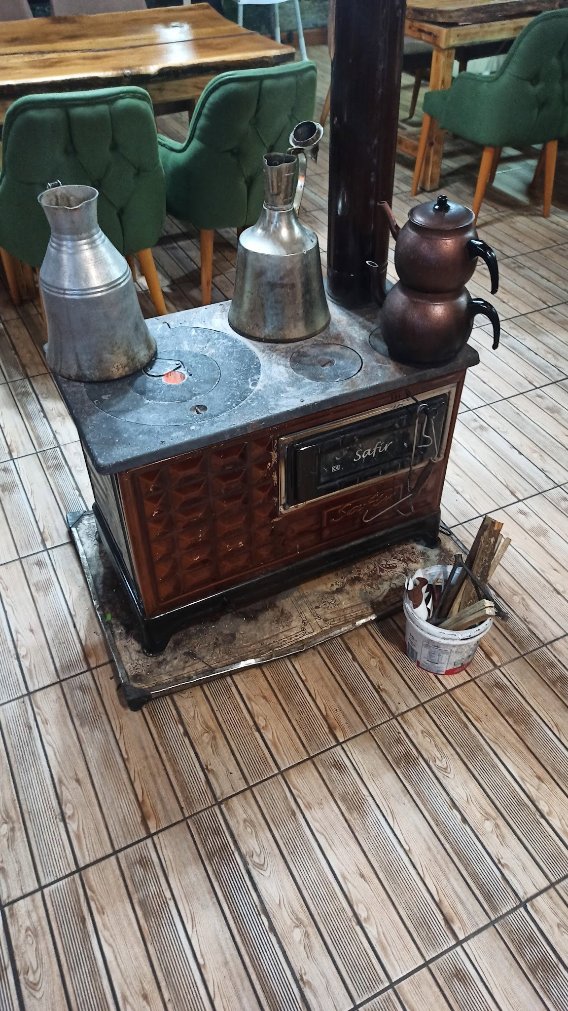 Dayinin Yeri Izgara Evi