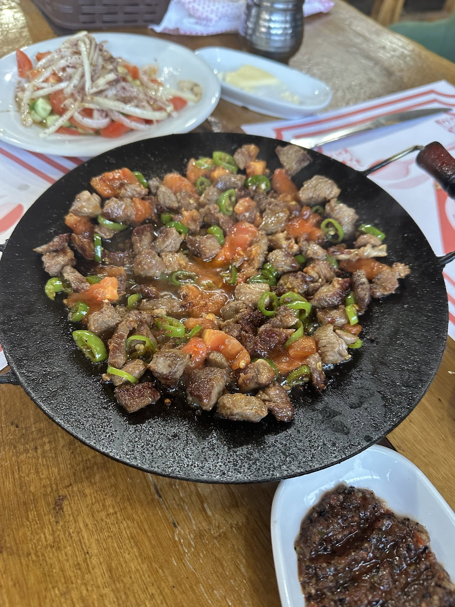 Dayinin Yeri Izgara Evi