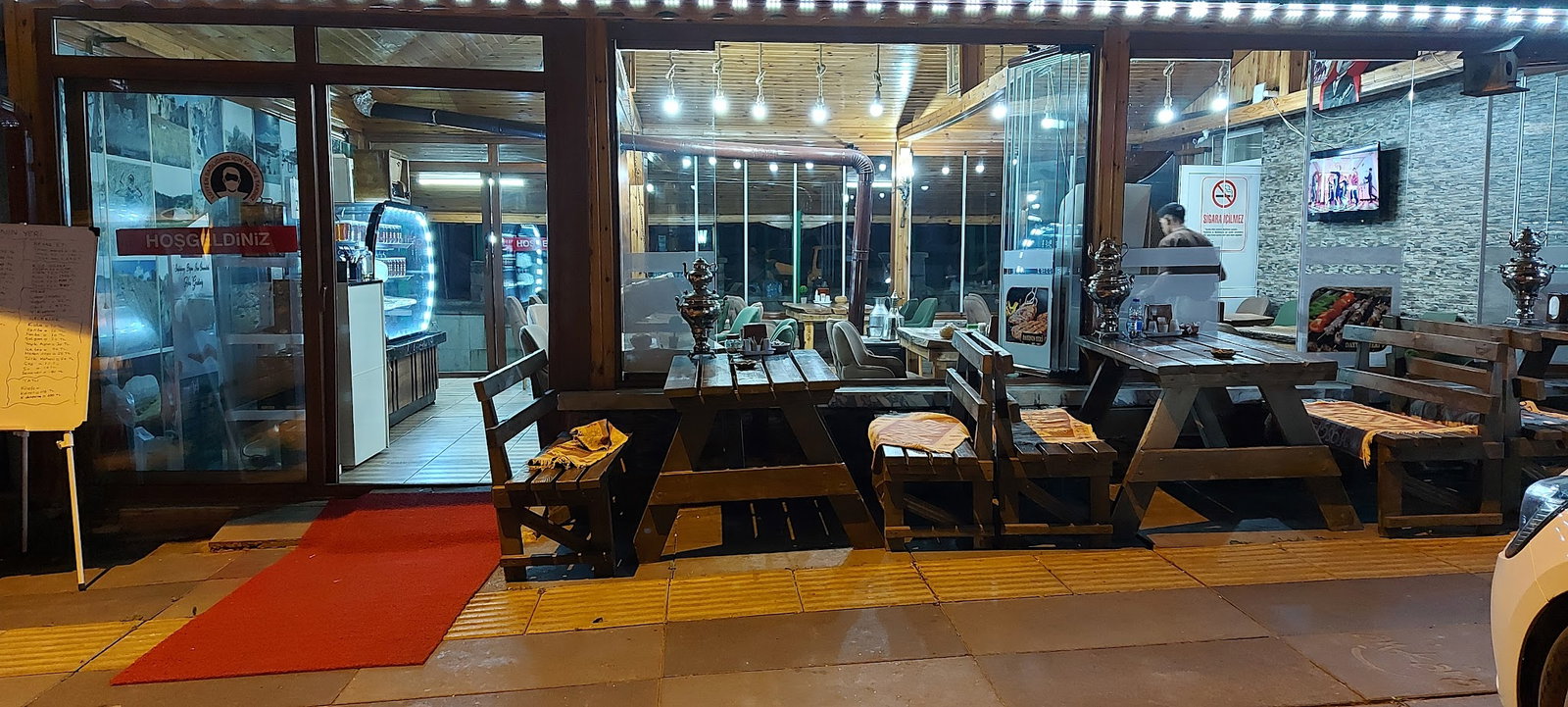 Dayinin Yeri Izgara Evi