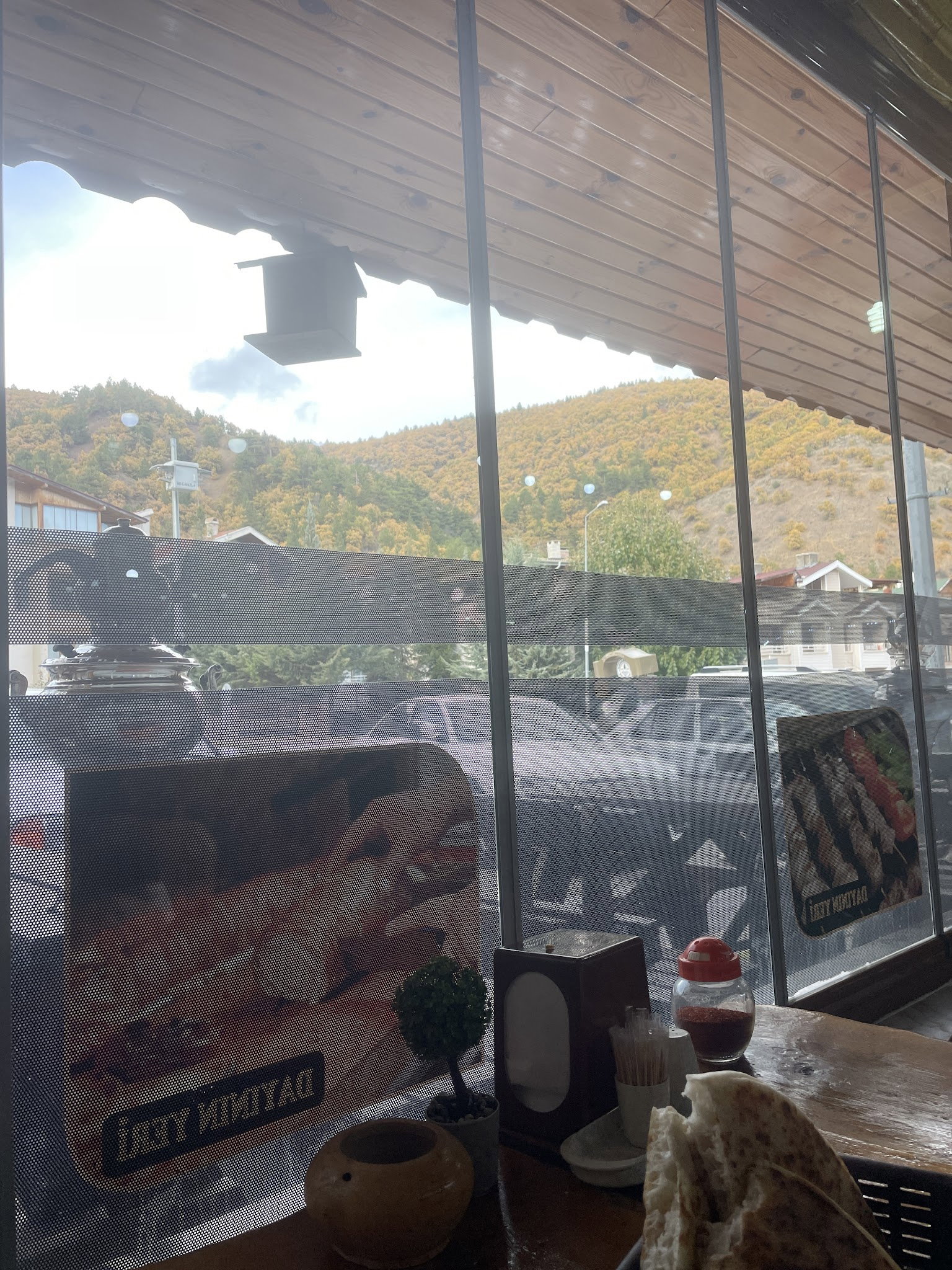 Dayinin Yeri Izgara Evi