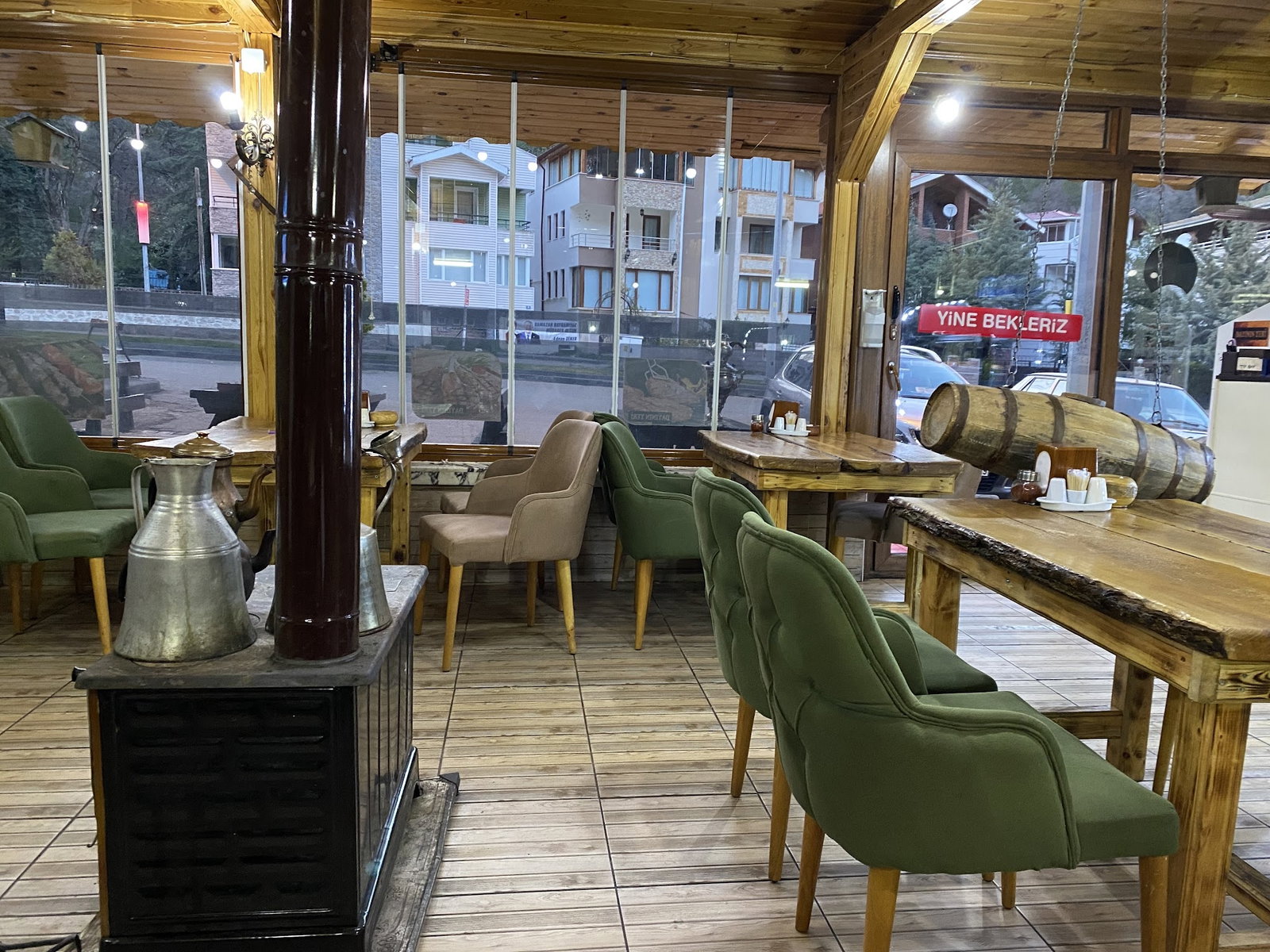 Dayinin Yeri Izgara Evi