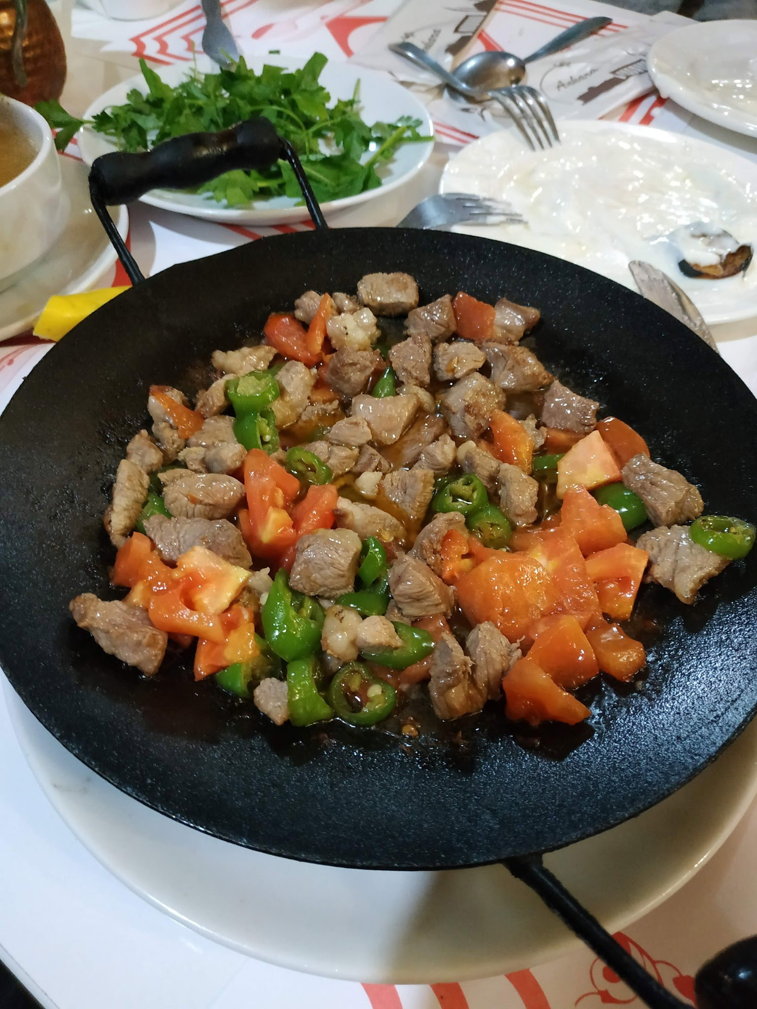 Dayinin Yeri Izgara Evi