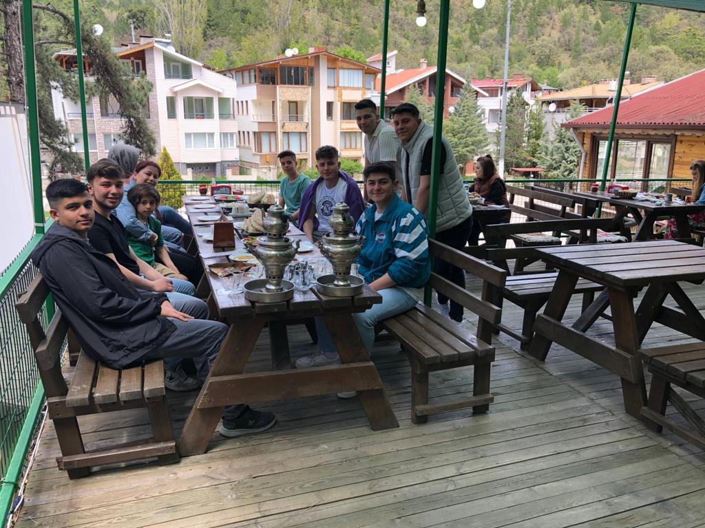 Dayinin Yeri Izgara Evi