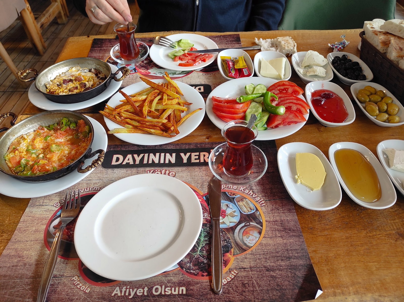 Dayinin Yeri Izgara Evi