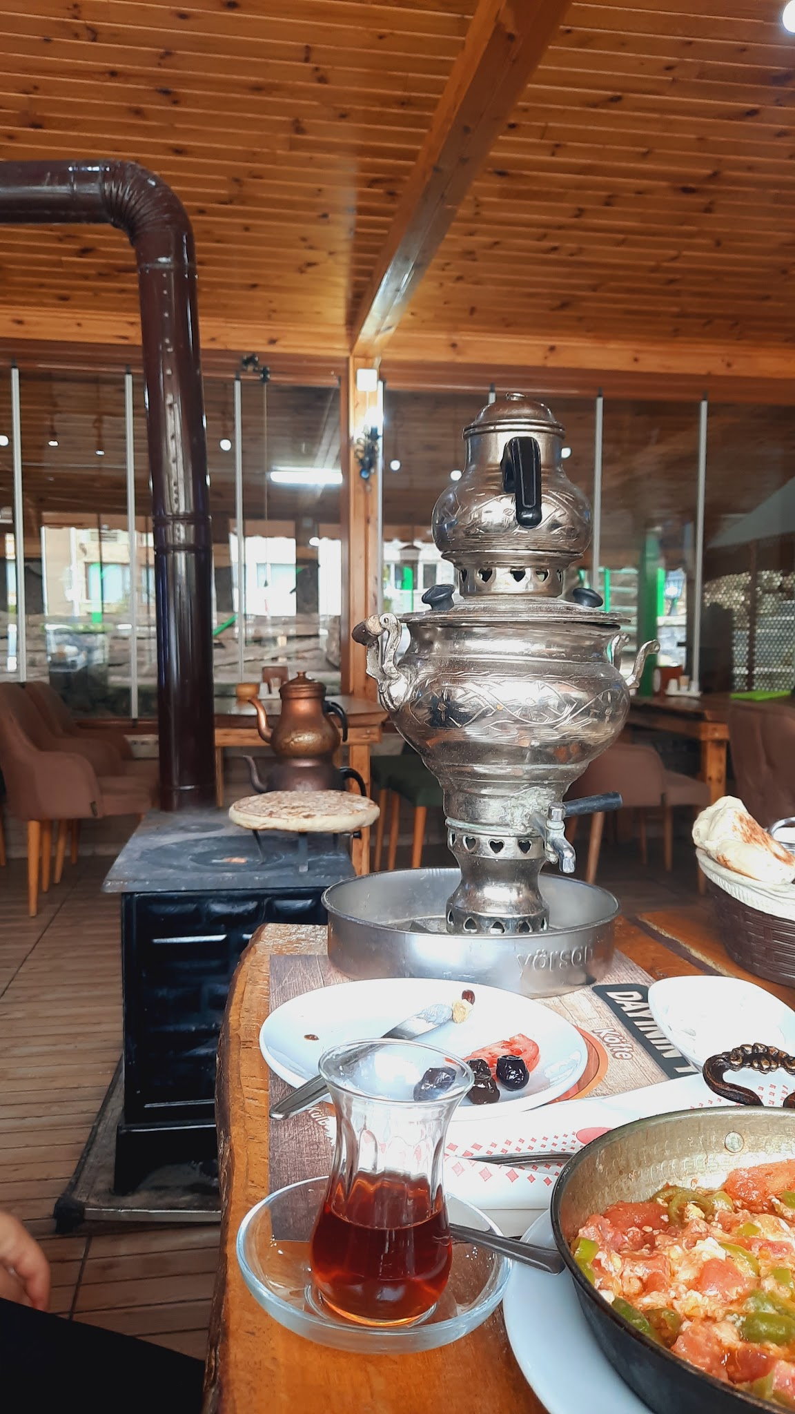 Dayinin Yeri Izgara Evi