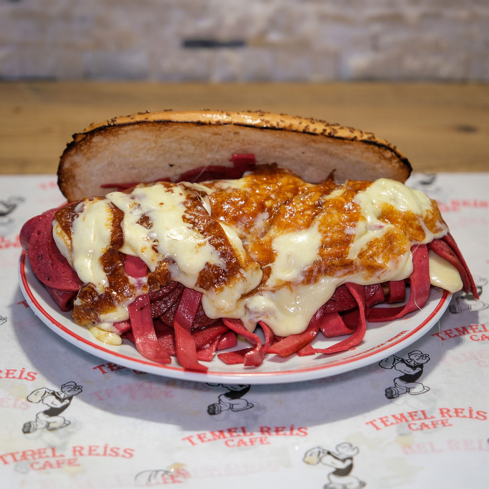 İzmir Kömürde Sandviç Temel Reis