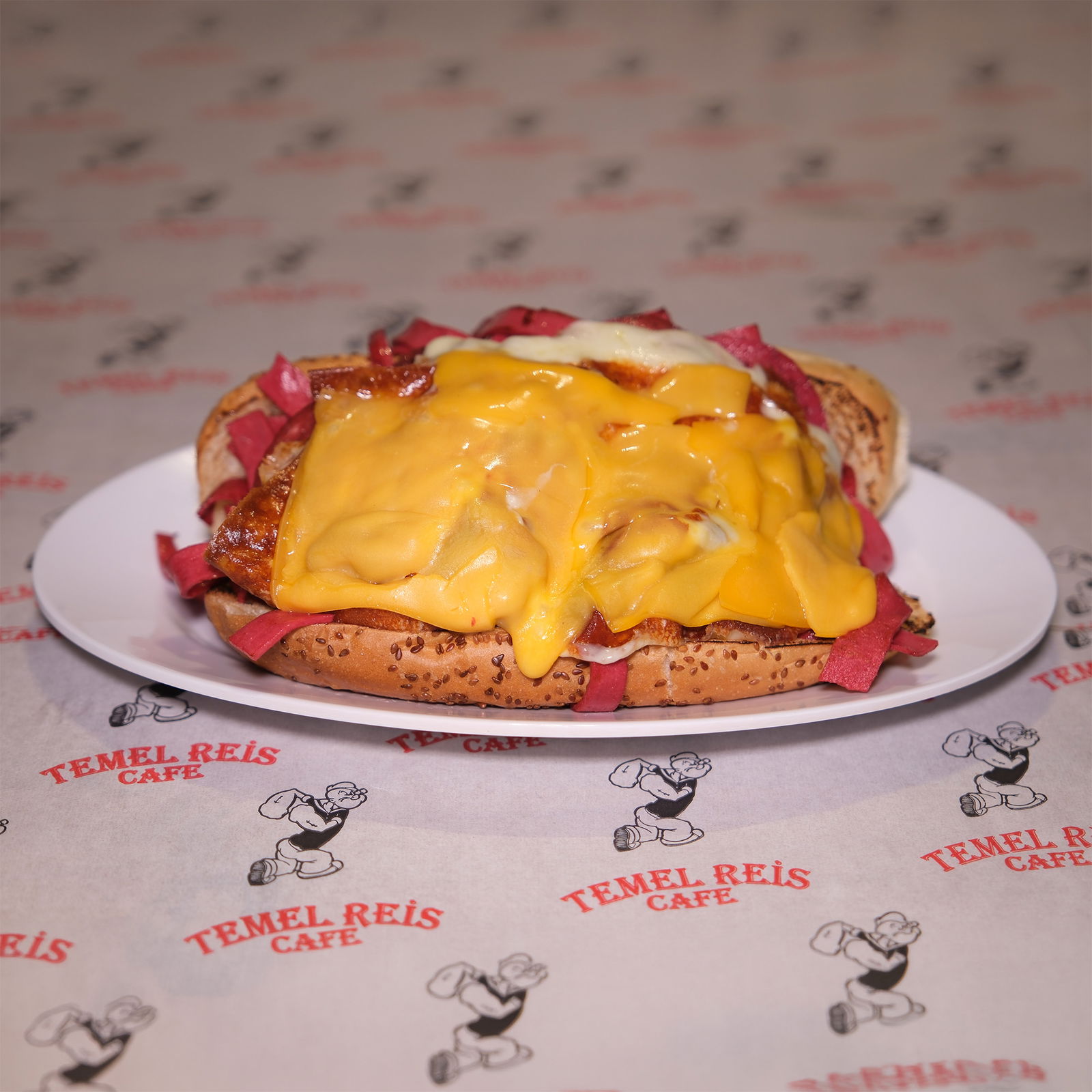 İzmir Kömürde Sandviç Temel Reis