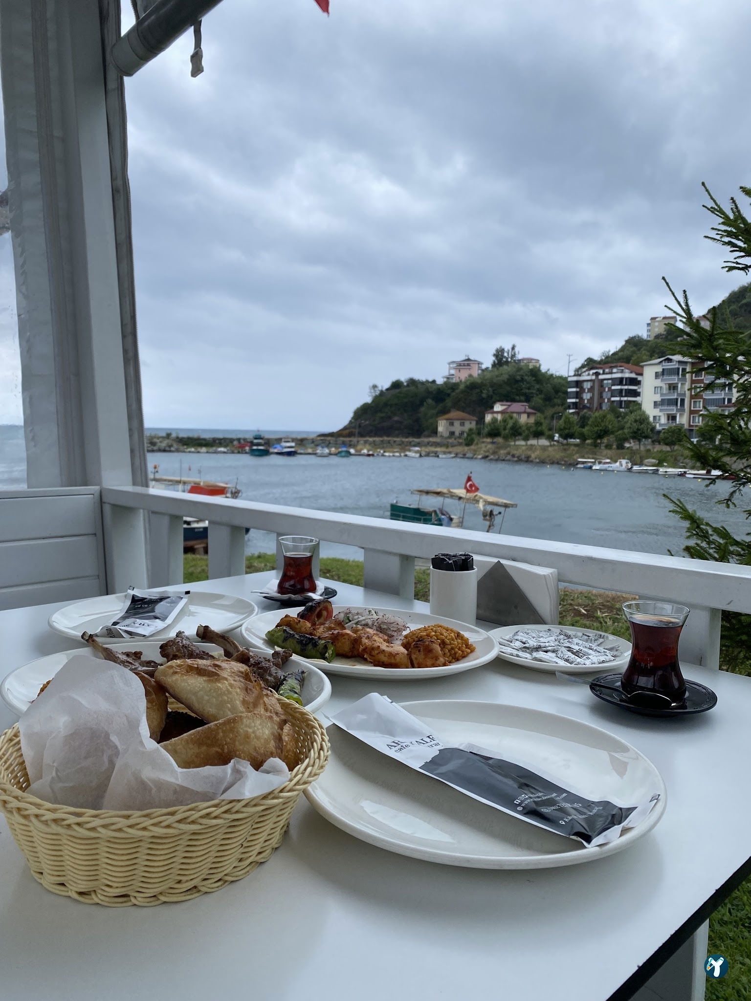 Arakale Restaurant & Cafe