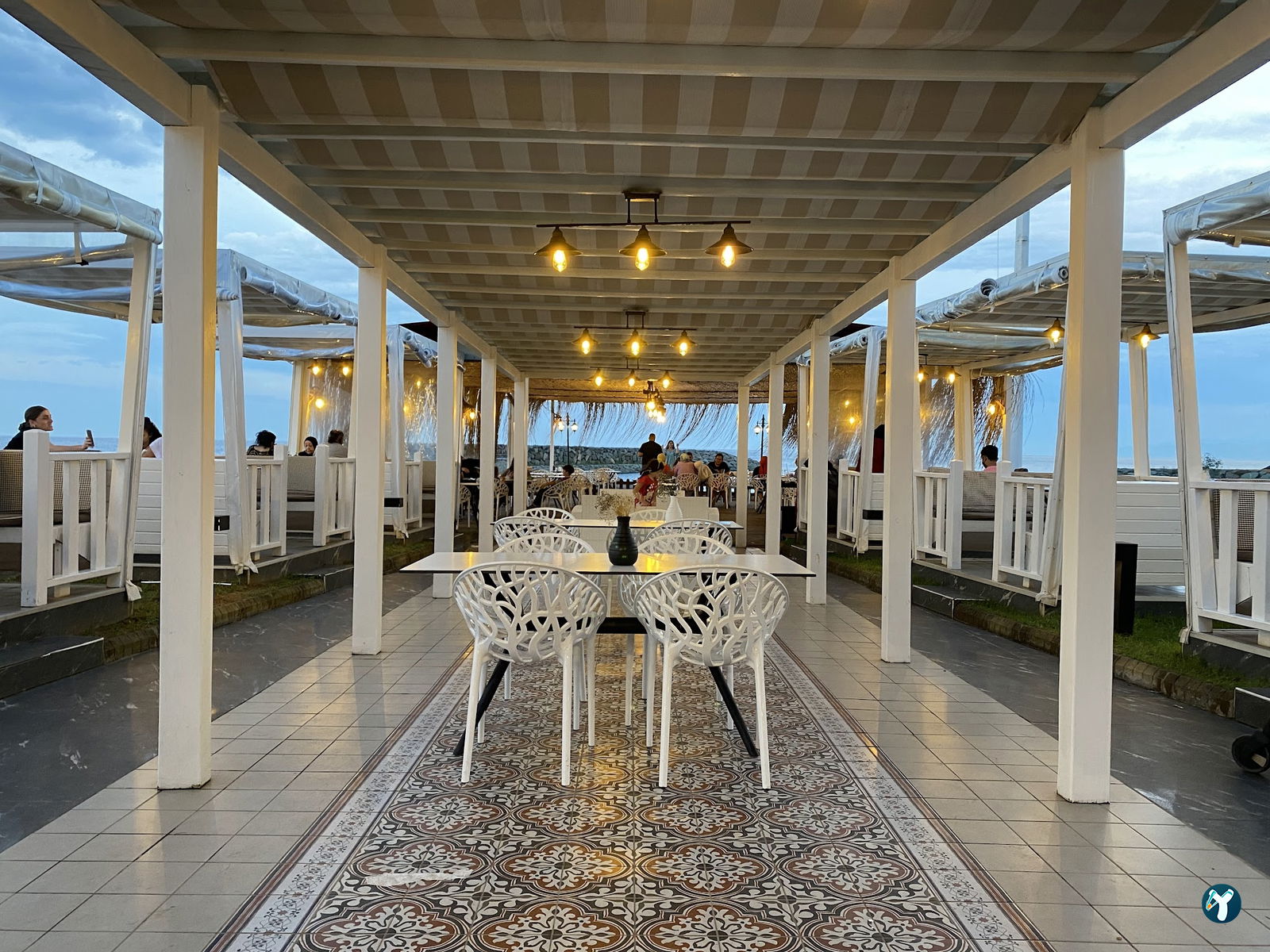 Arakale Restaurant & Cafe