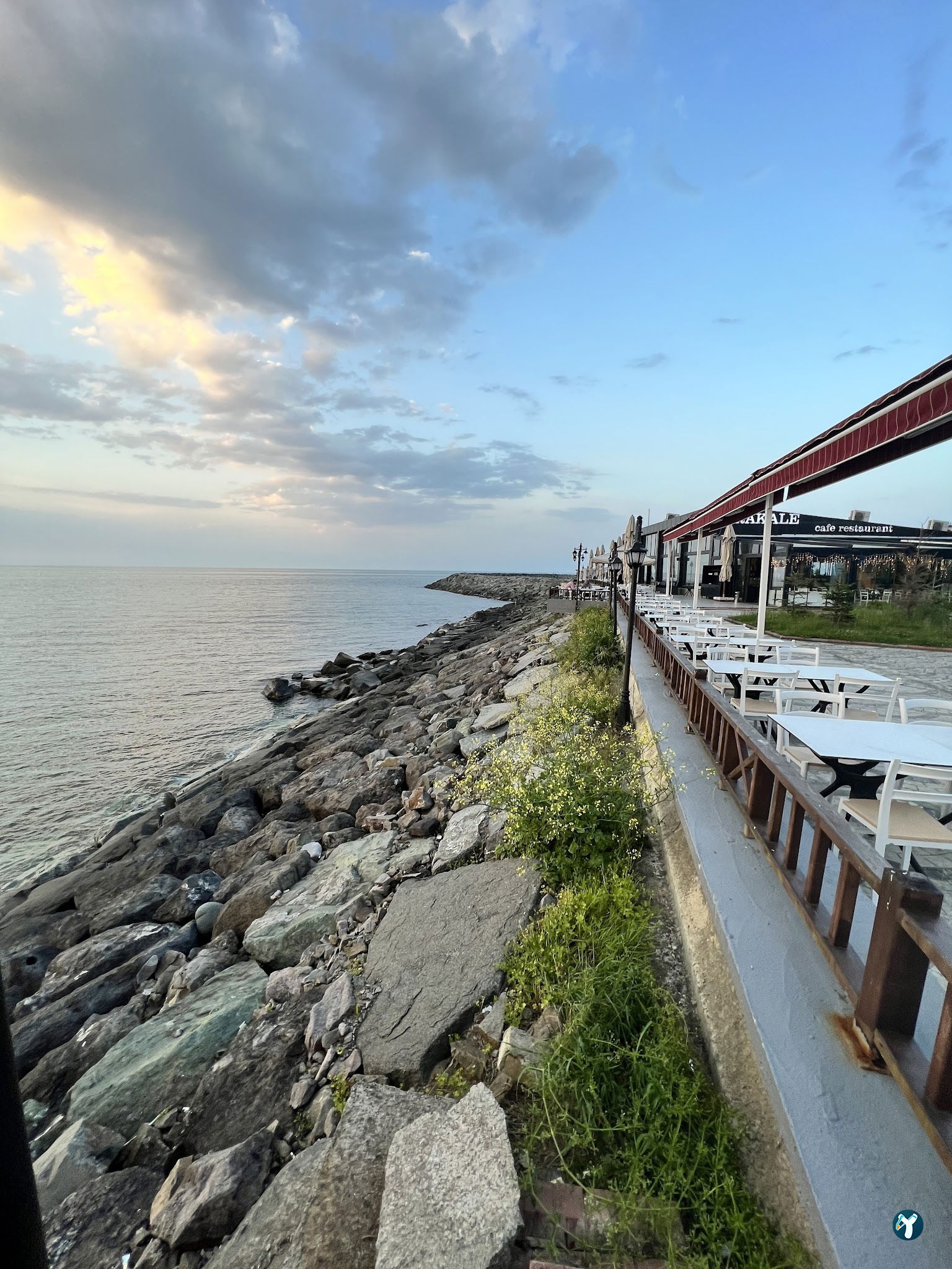 Arakale Restaurant & Cafe