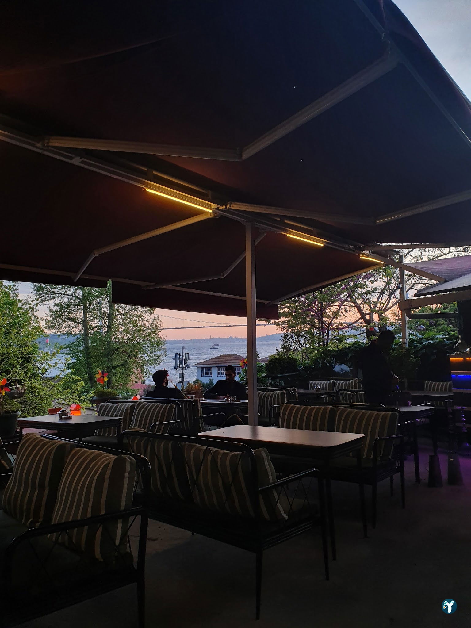Cadde Cafe & Nargile Çengelköy