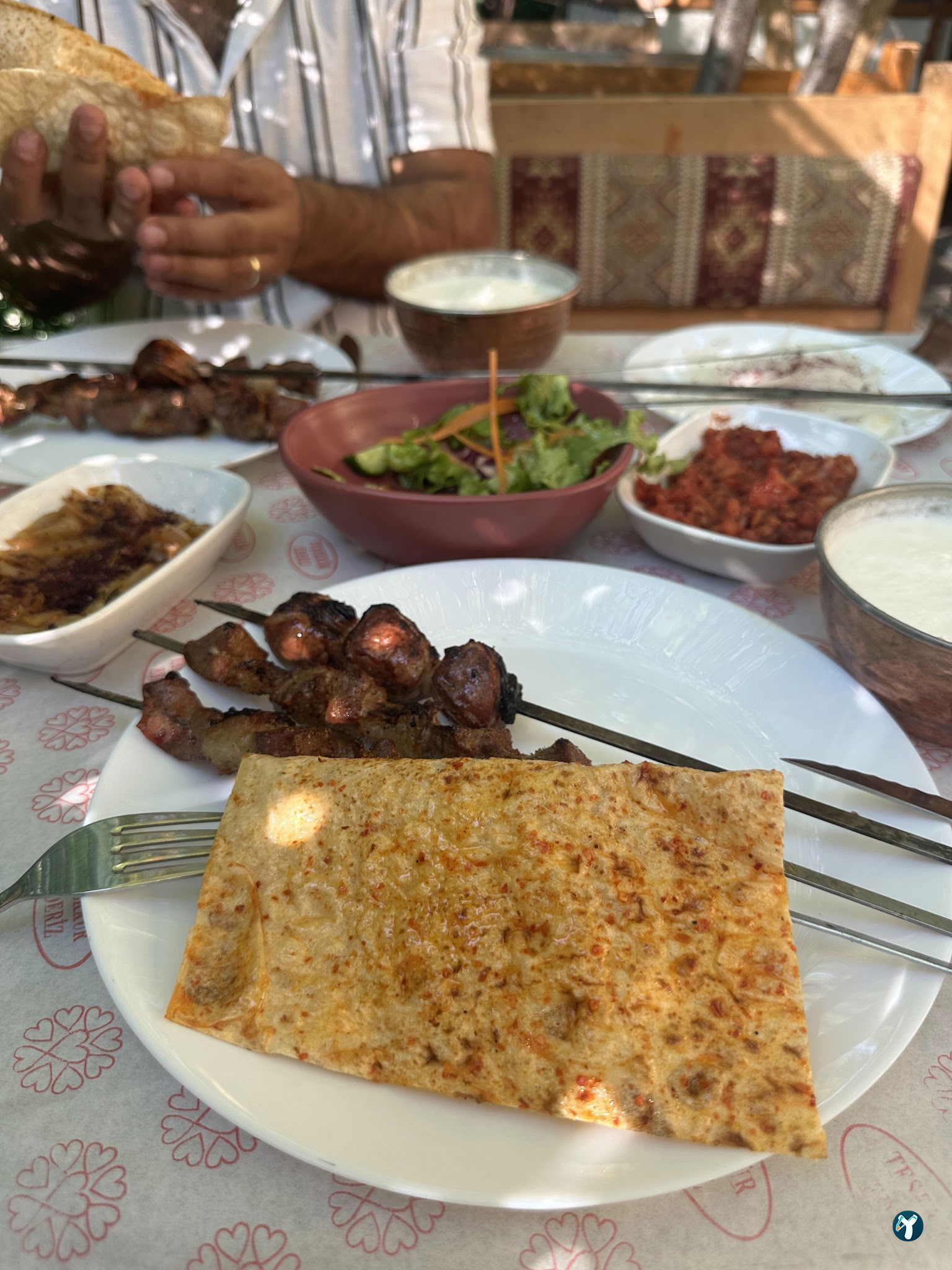 The Salaş Ciğer Şeftali Kebabı (Kebap Evi)