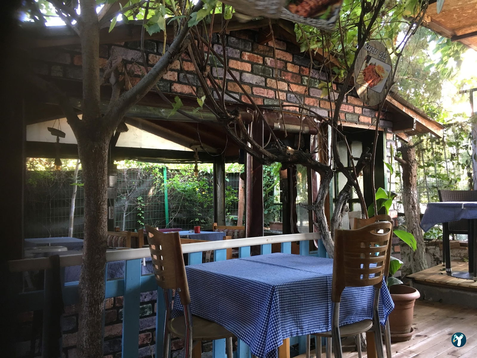 The Salaş Ciğer Şeftali Kebabı (Kebap Evi)