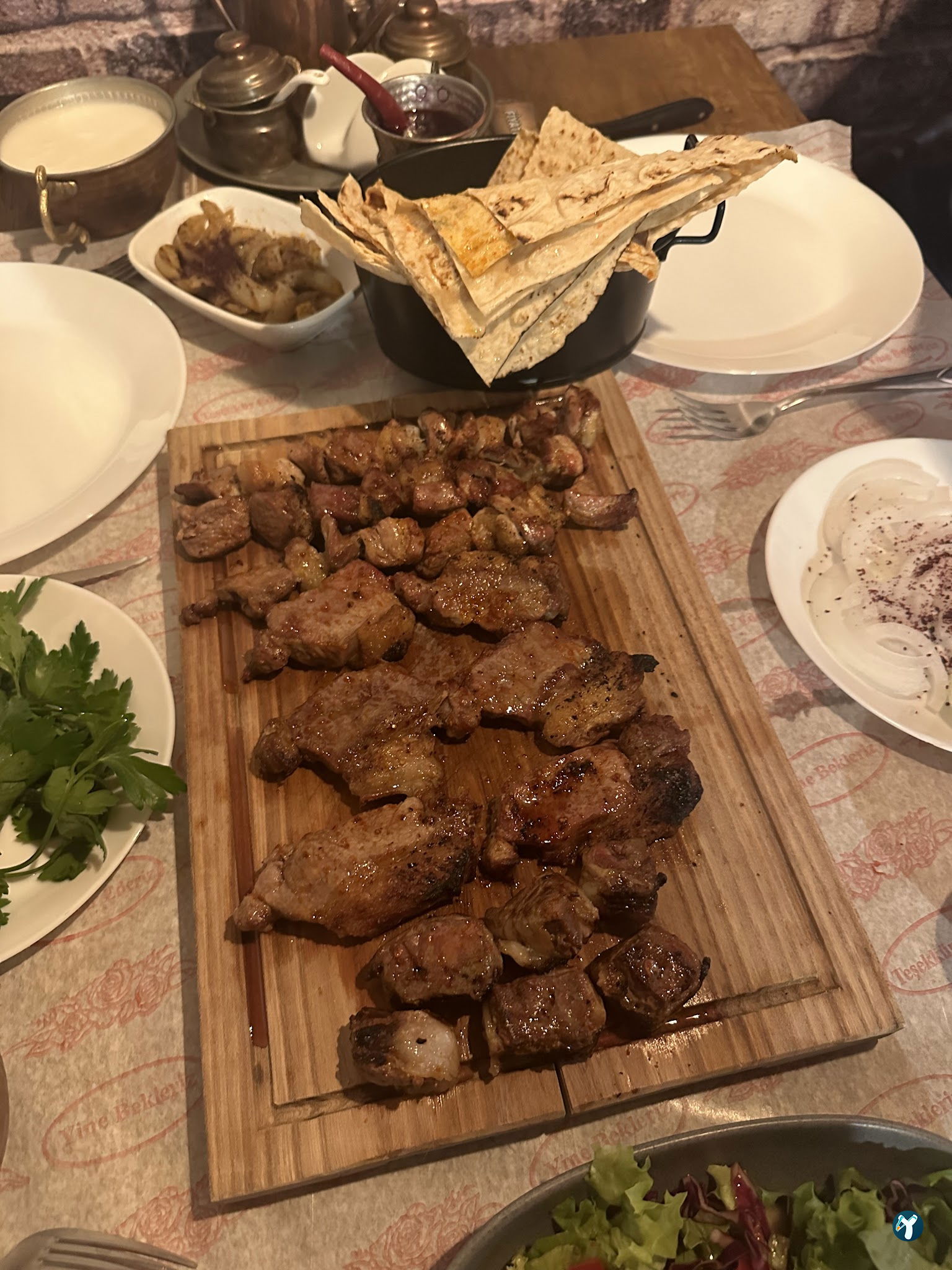 The Salaş Ciğer Şeftali Kebabı (Kebap Evi)